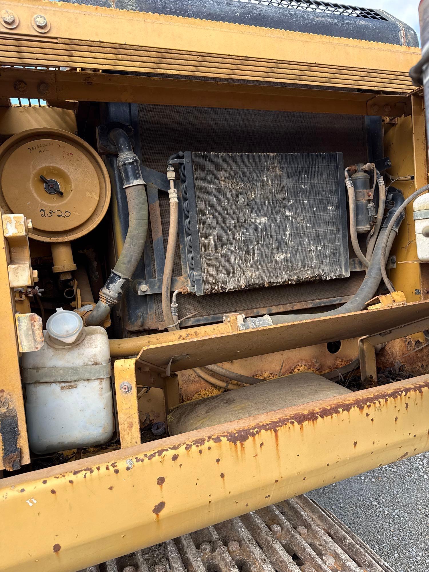 Caterpillar 325