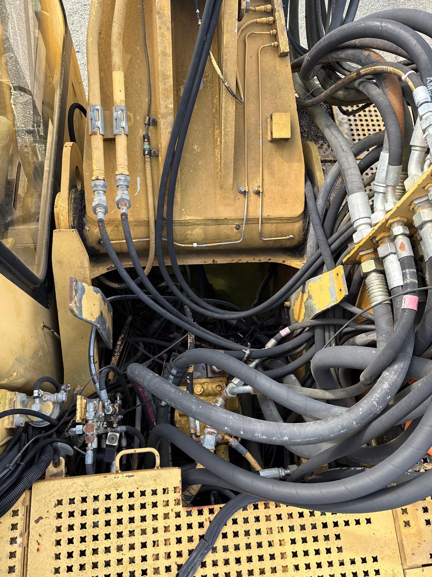 1992 Caterpillar 325