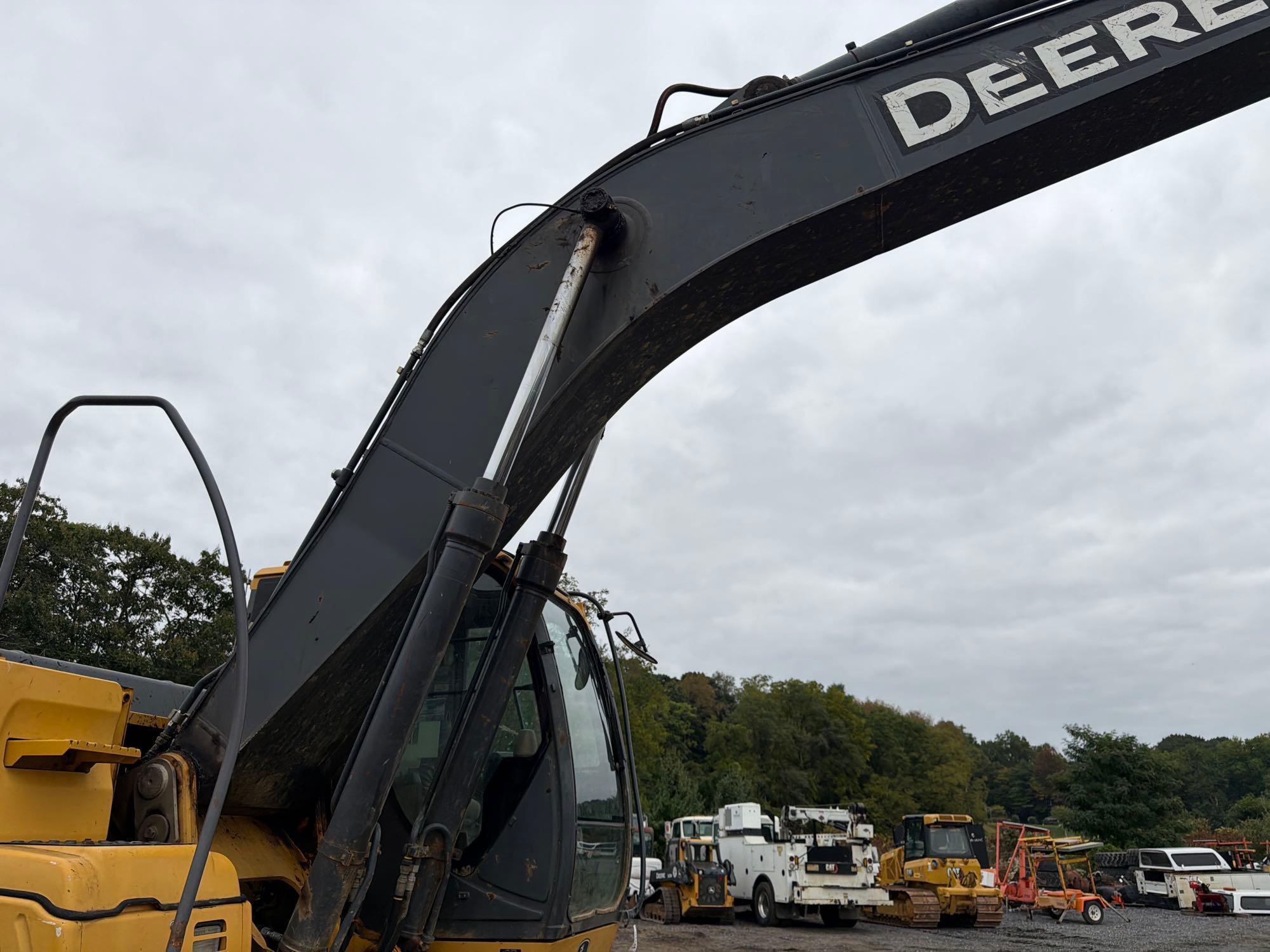 John Deere 240D