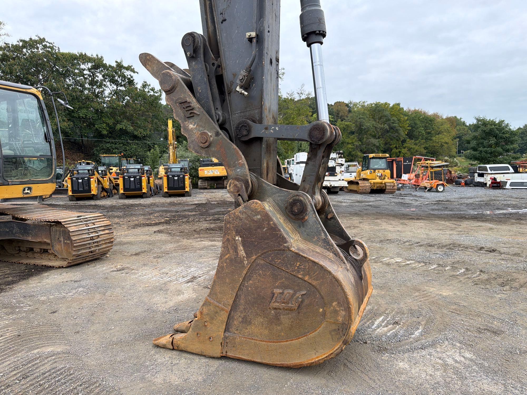 John Deere 240D