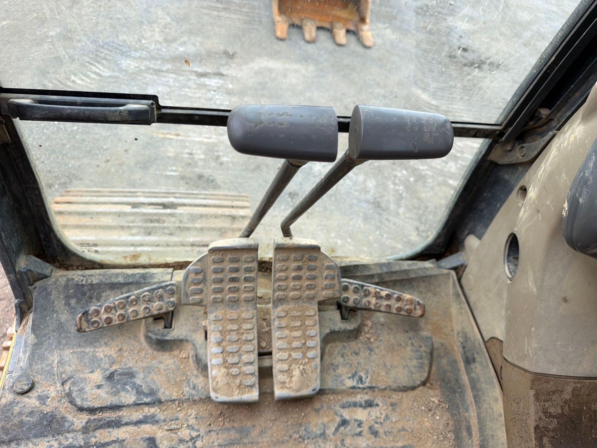 John Deere 240D