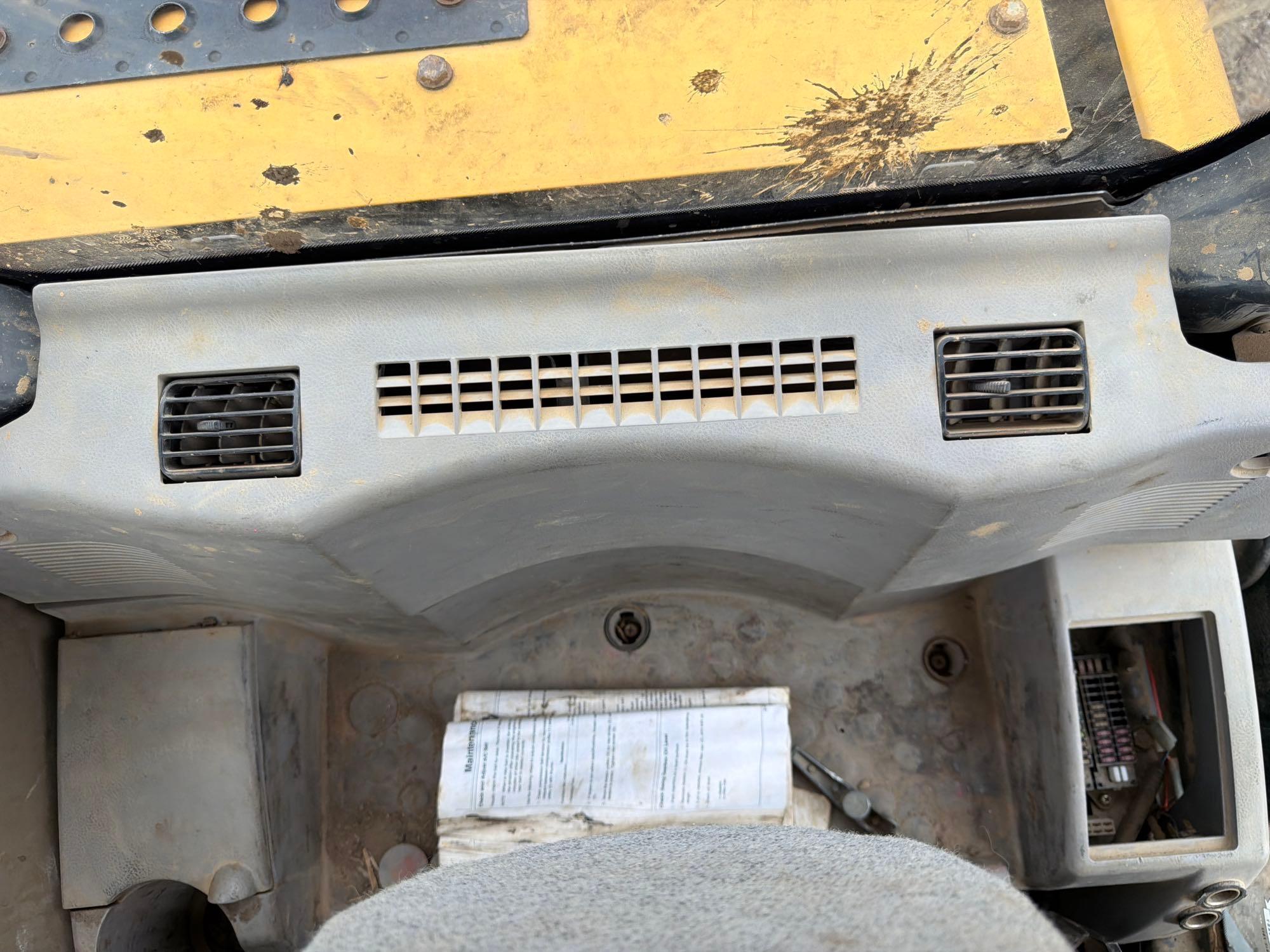 John Deere 240D