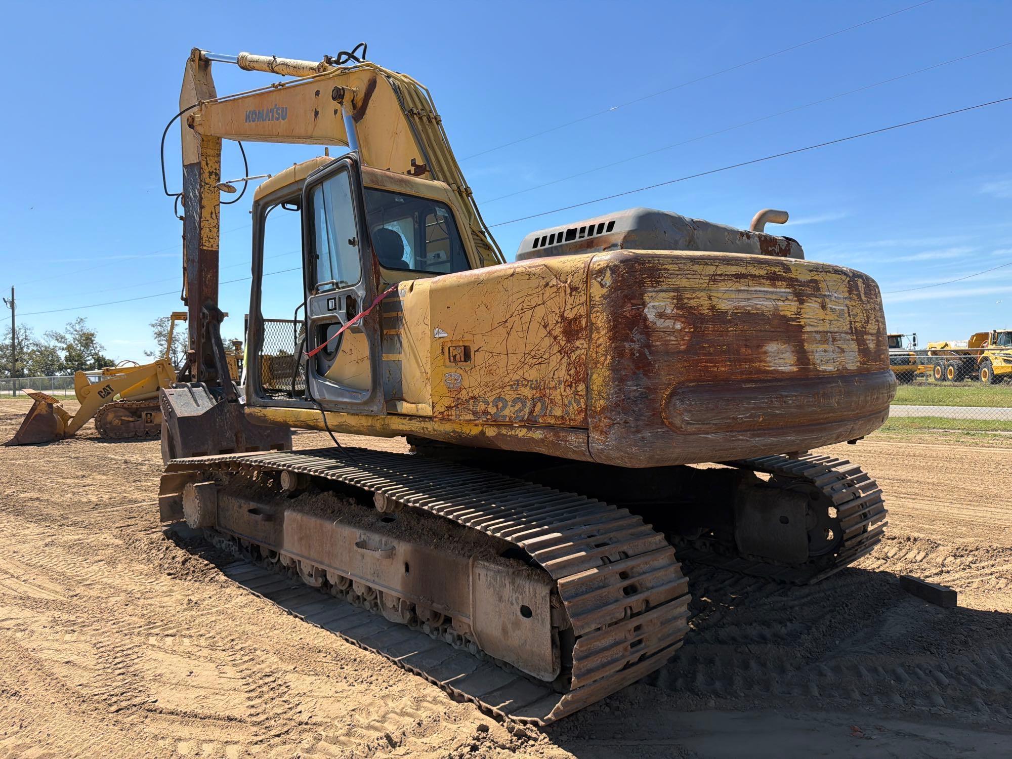Komatsu PC220LC-6