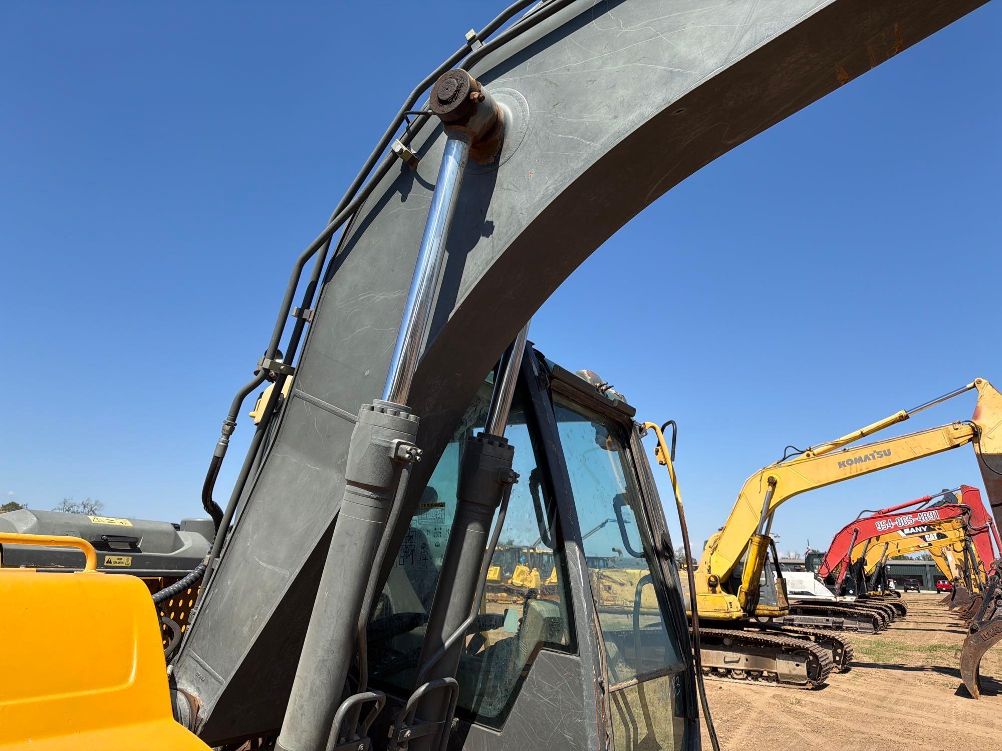 2013 Volvo EC140DL