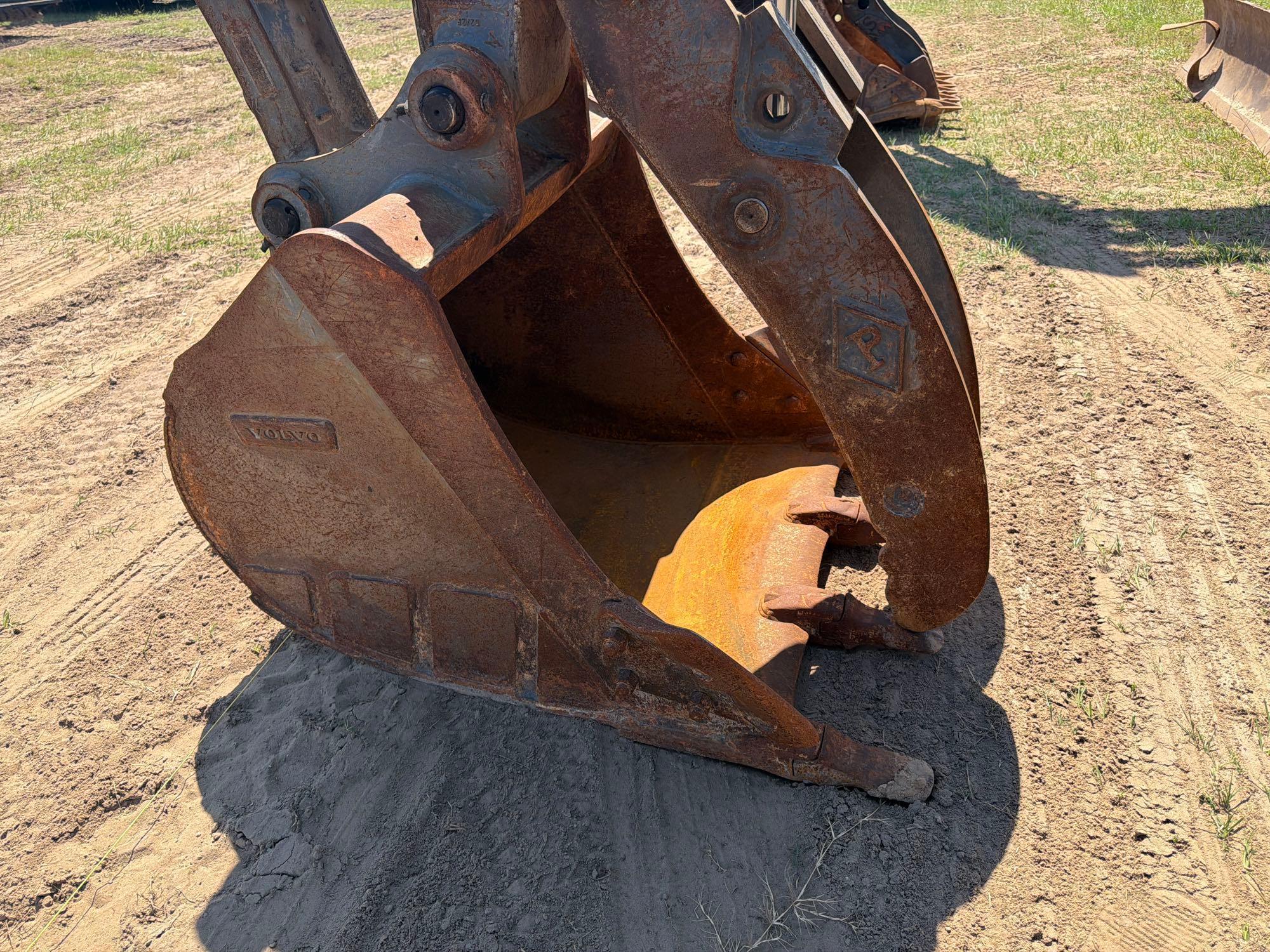 2013 Volvo EC140DL