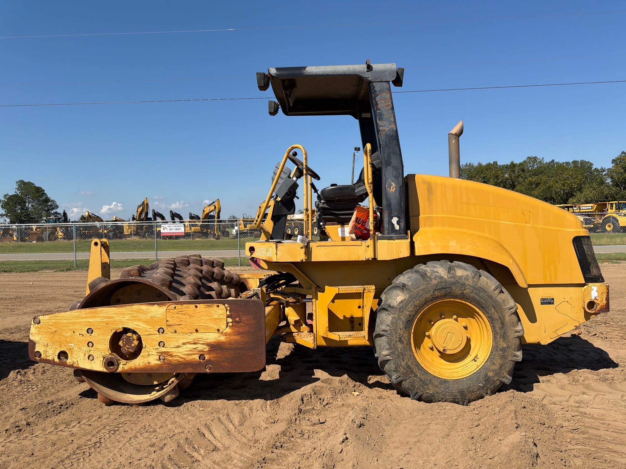 Caterpillar CP-433E
