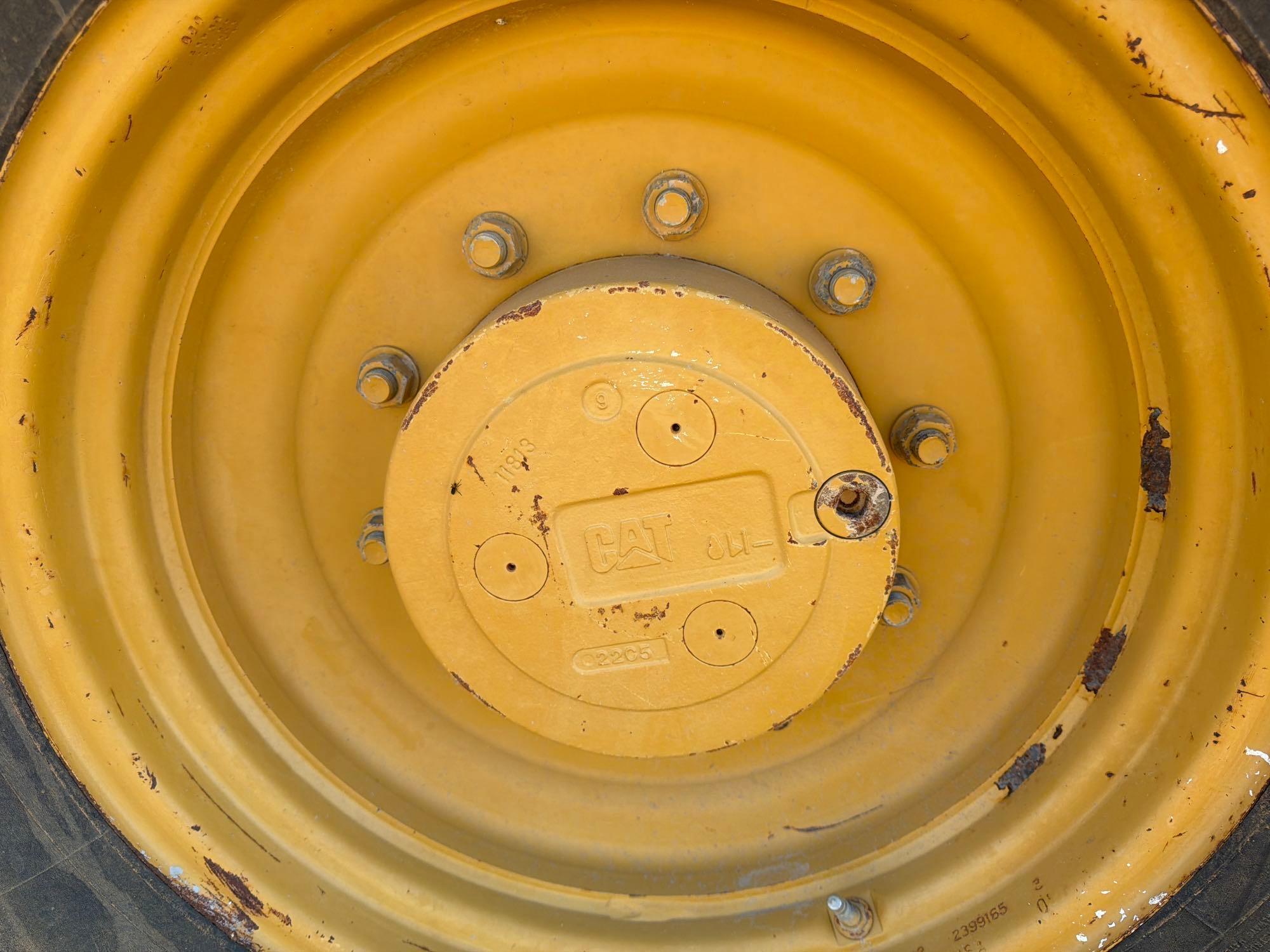Caterpillar CP-433E