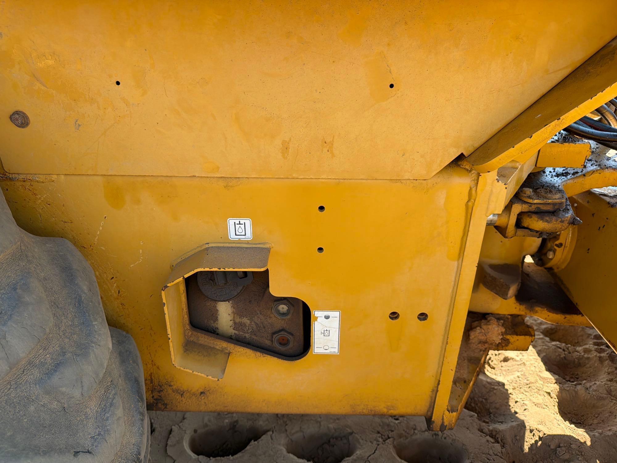 Caterpillar CP-433E