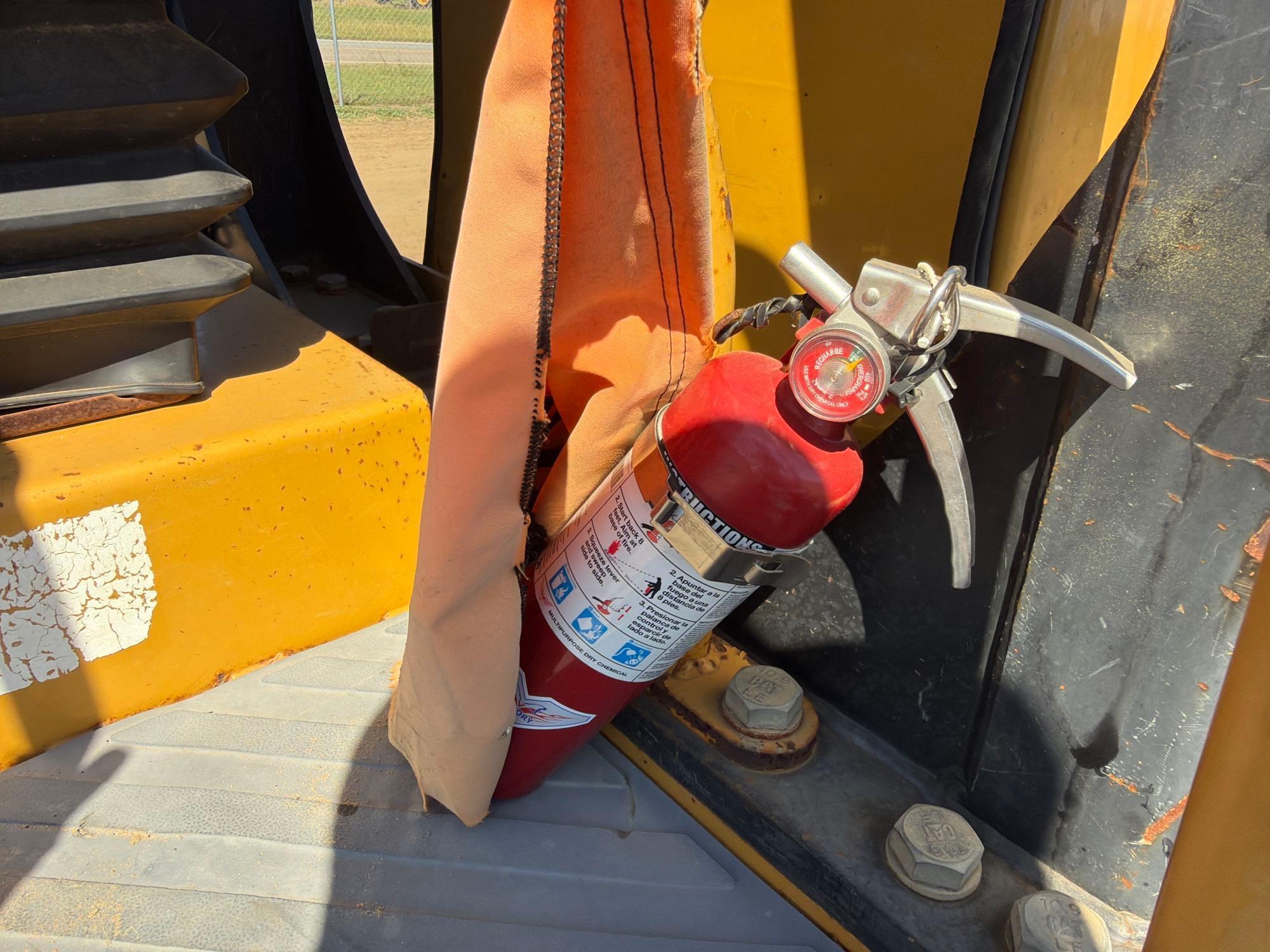 2006 Caterpillar CP-433E