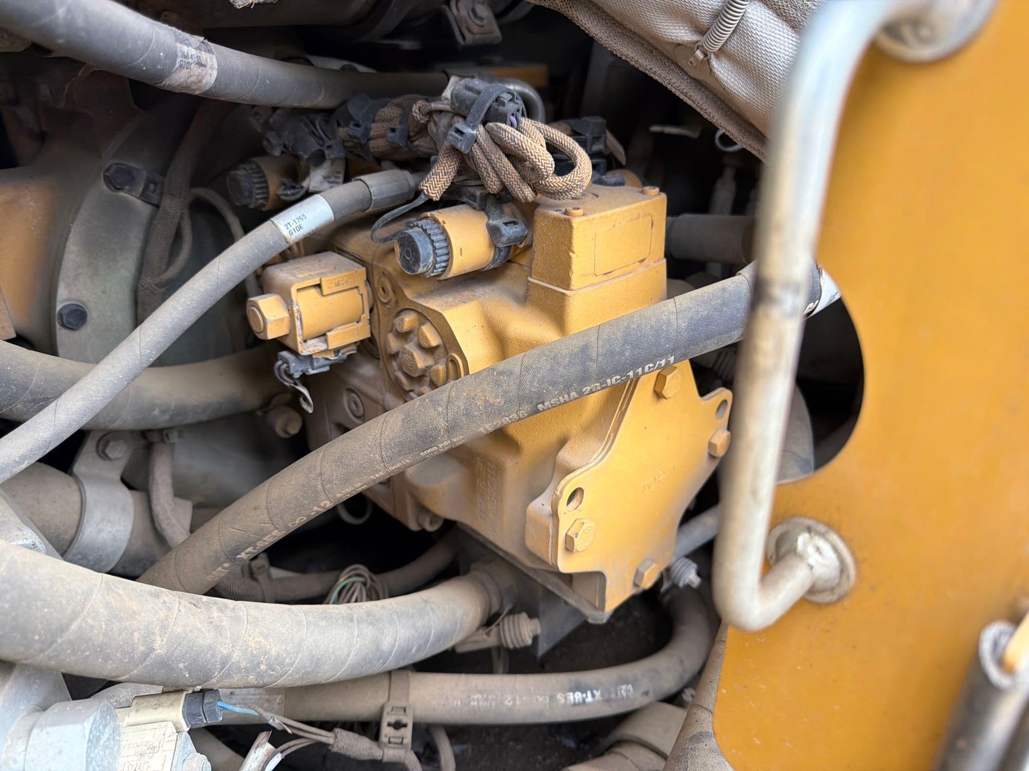 Caterpillar CB44B