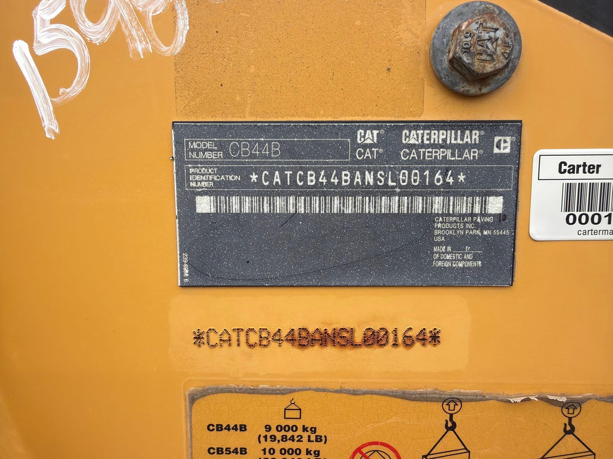 2011 Caterpillar CB44B