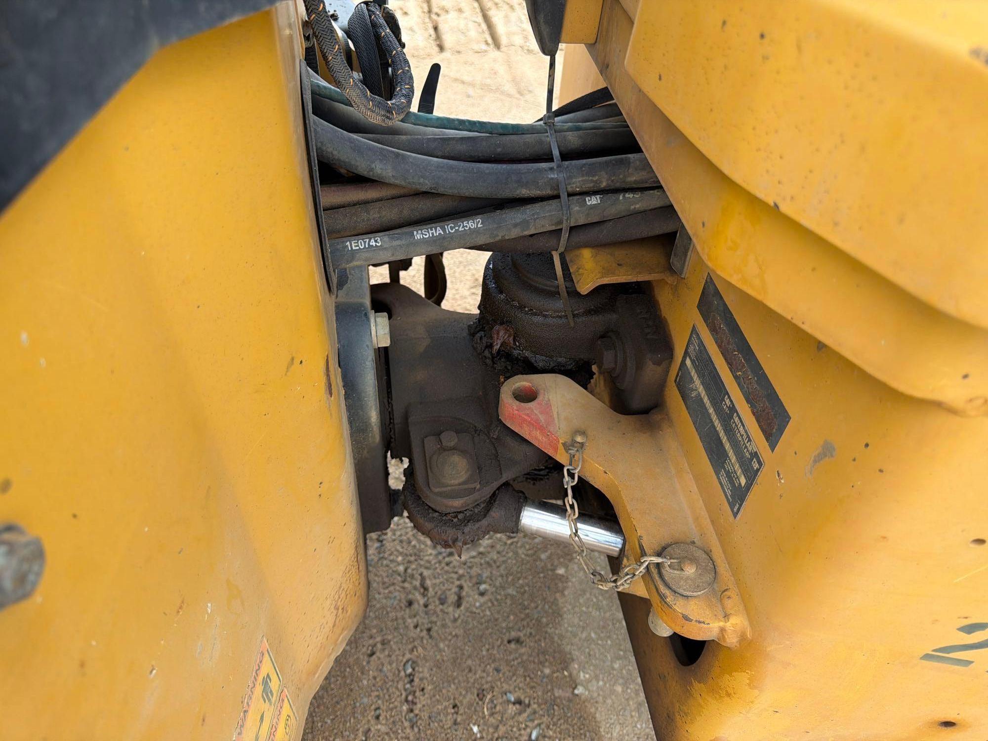 2016 Caterpillar CB24B