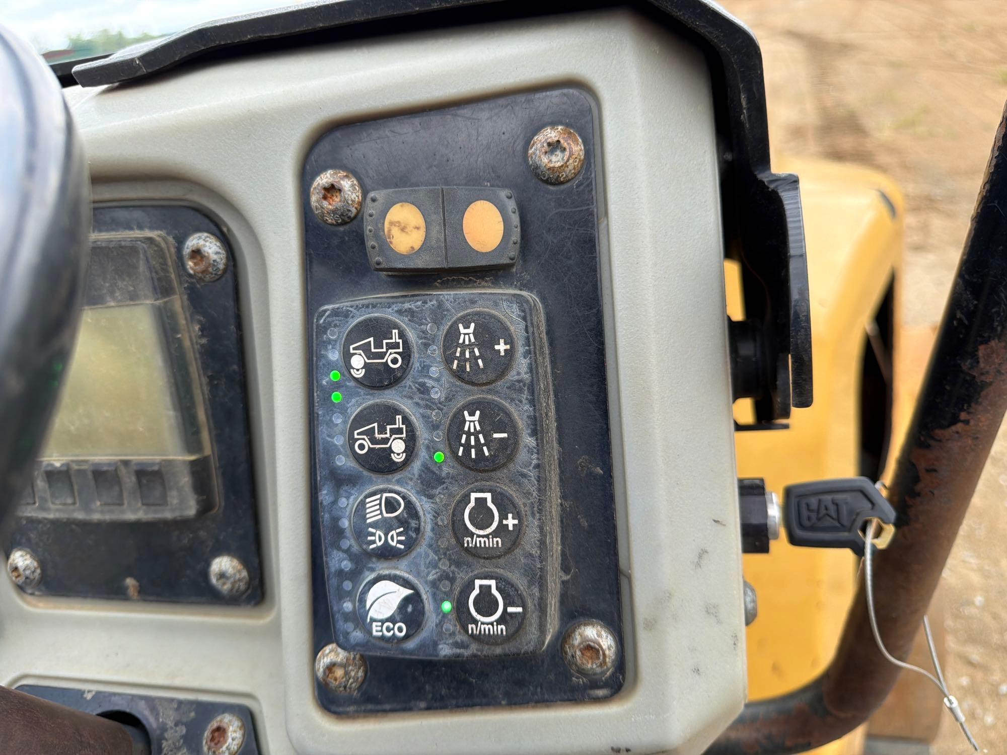 Caterpillar CB24B