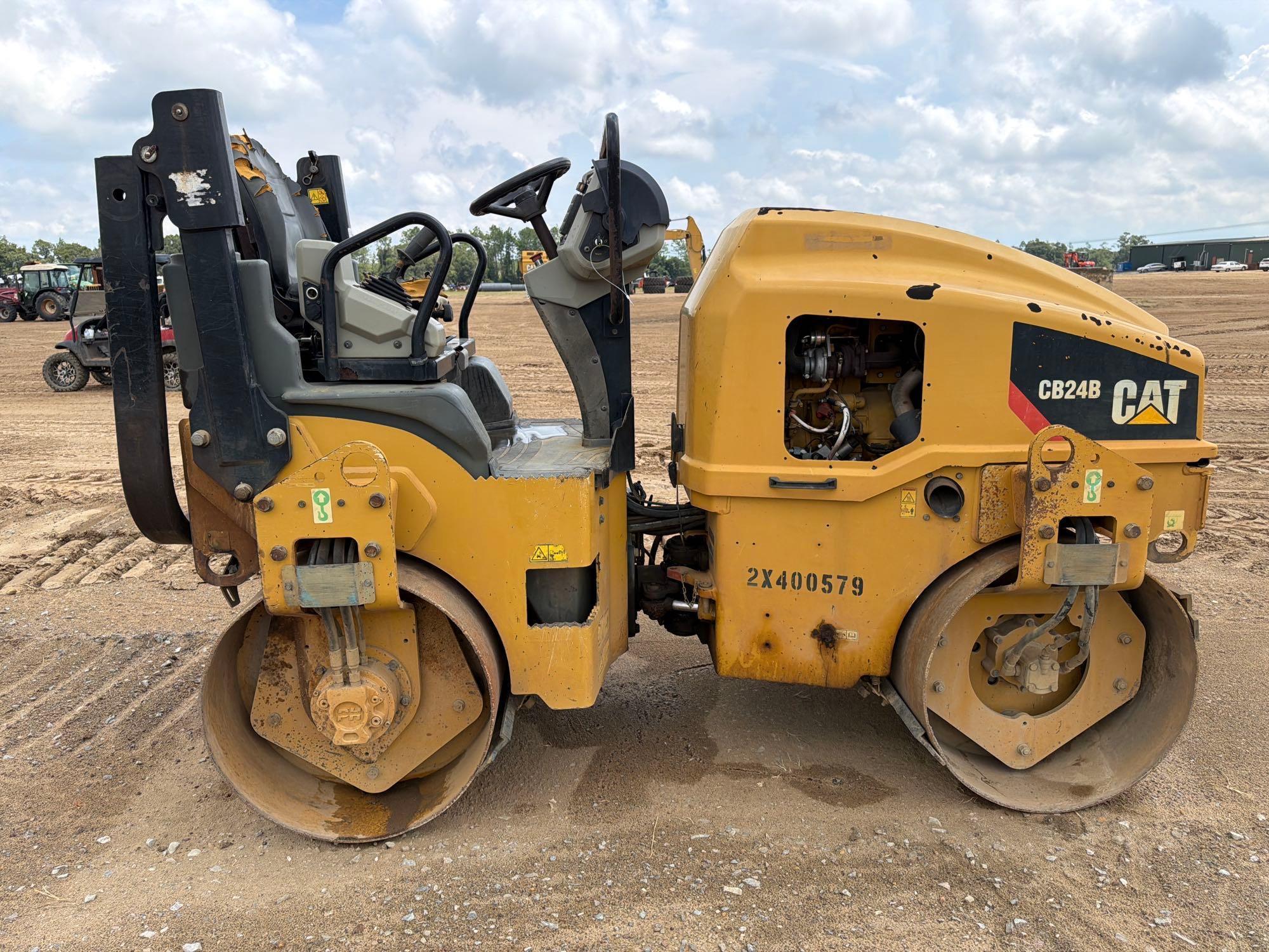 Caterpillar CB24B