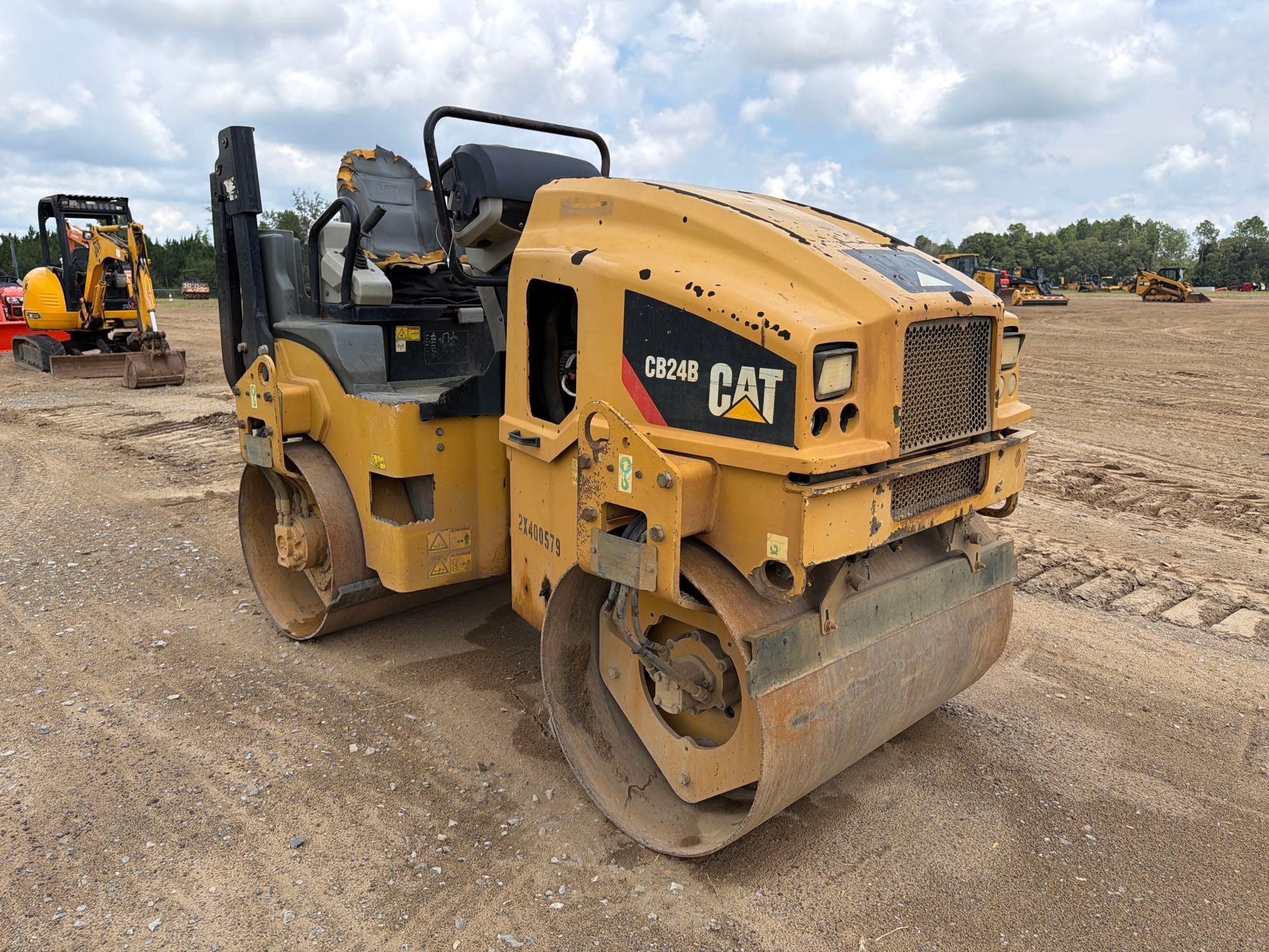 2016 Caterpillar CB24B