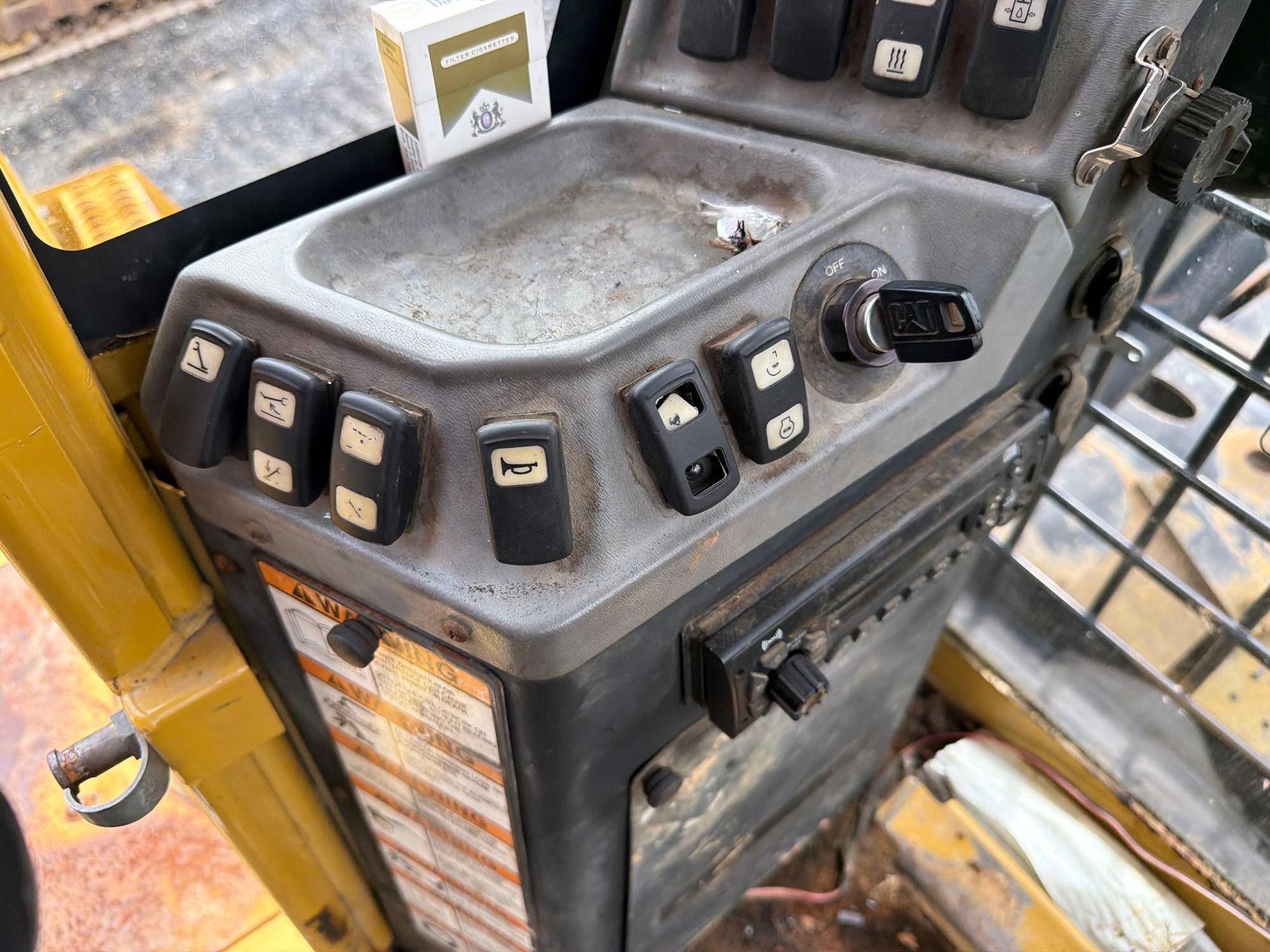 2011 Caterpillar 559B