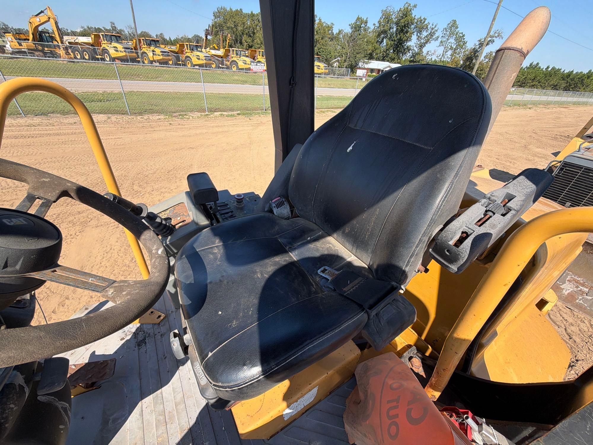 Caterpillar CP-433E