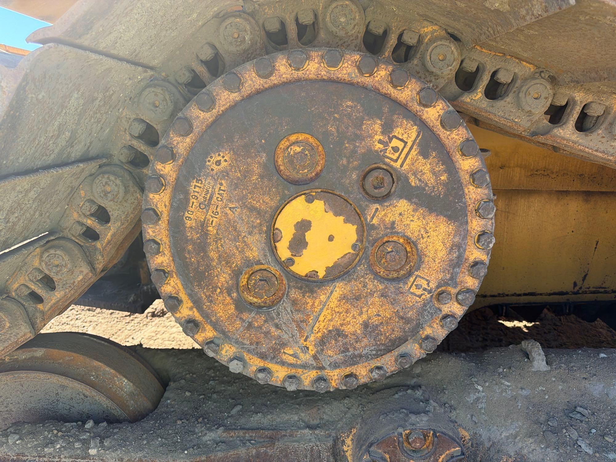 Caterpillar D6T