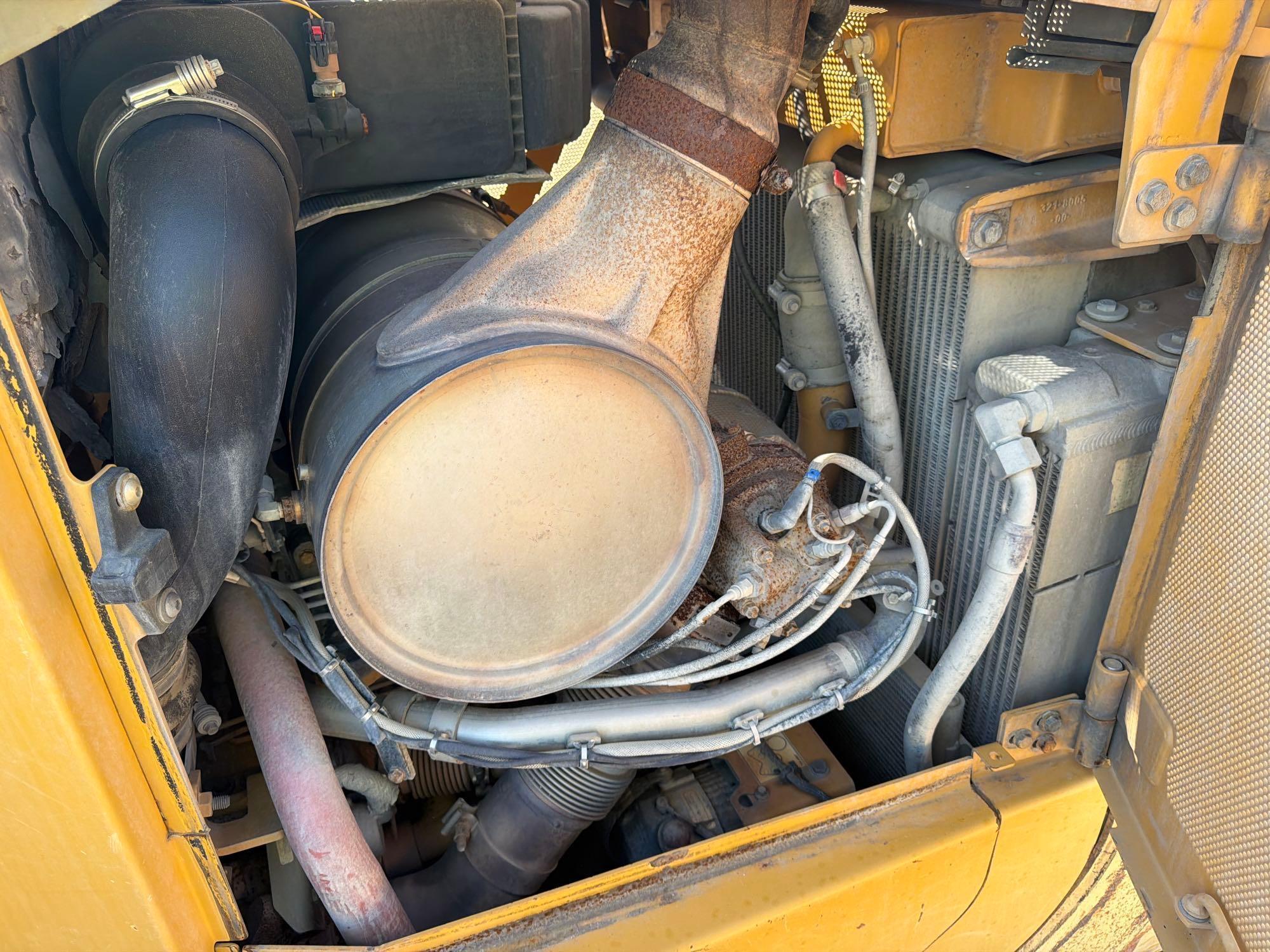 Caterpillar D6T