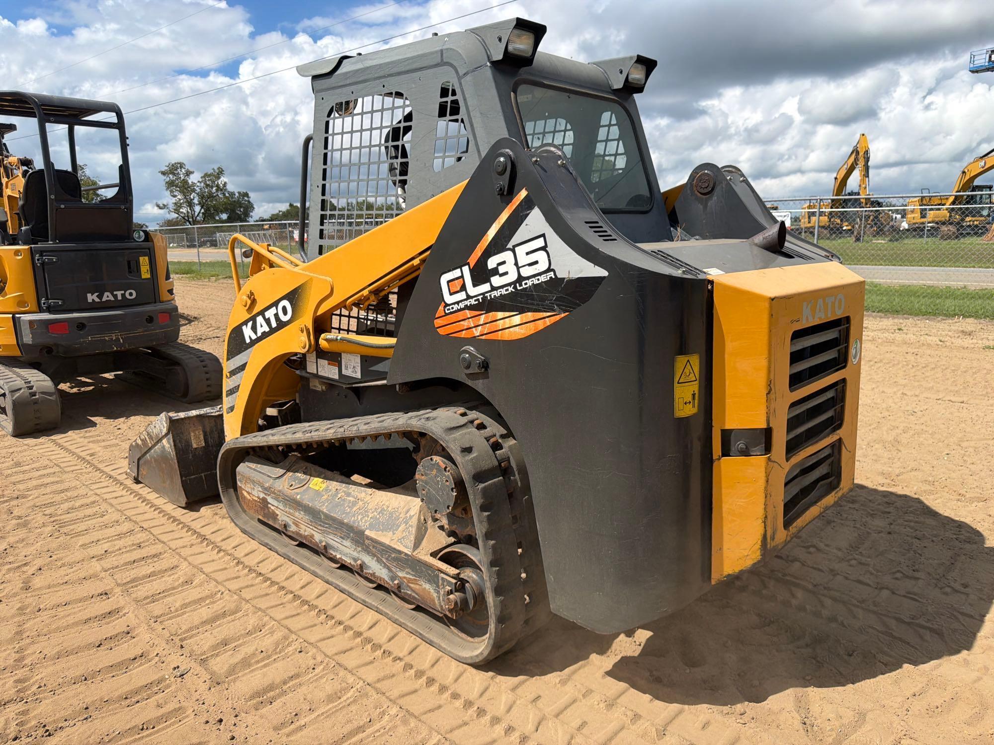 2021 Kato CL35