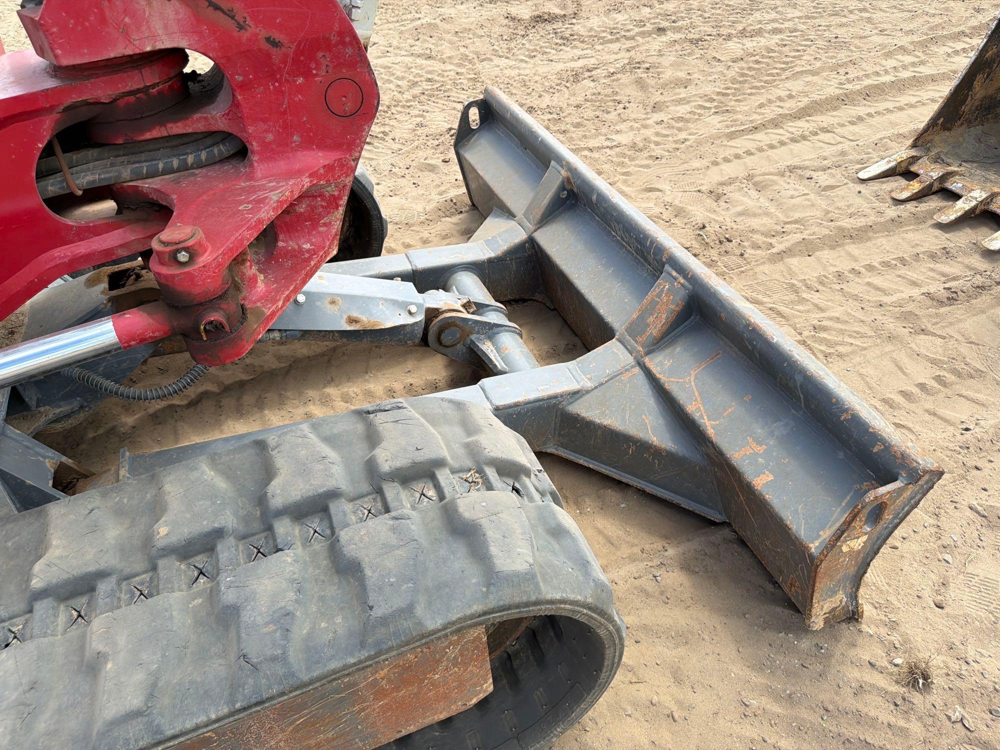 Takeuchi TB250