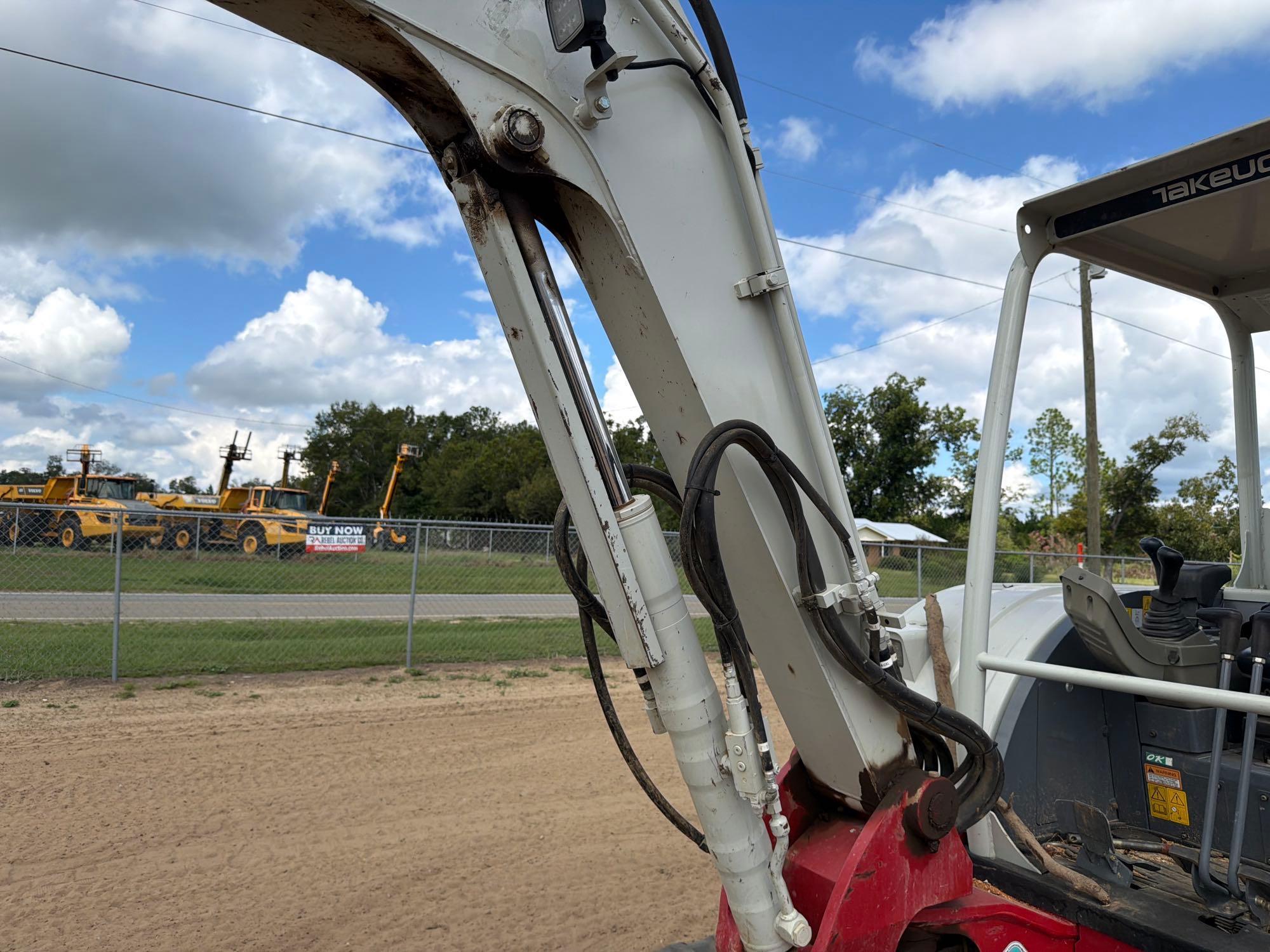 Takeuchi TB250