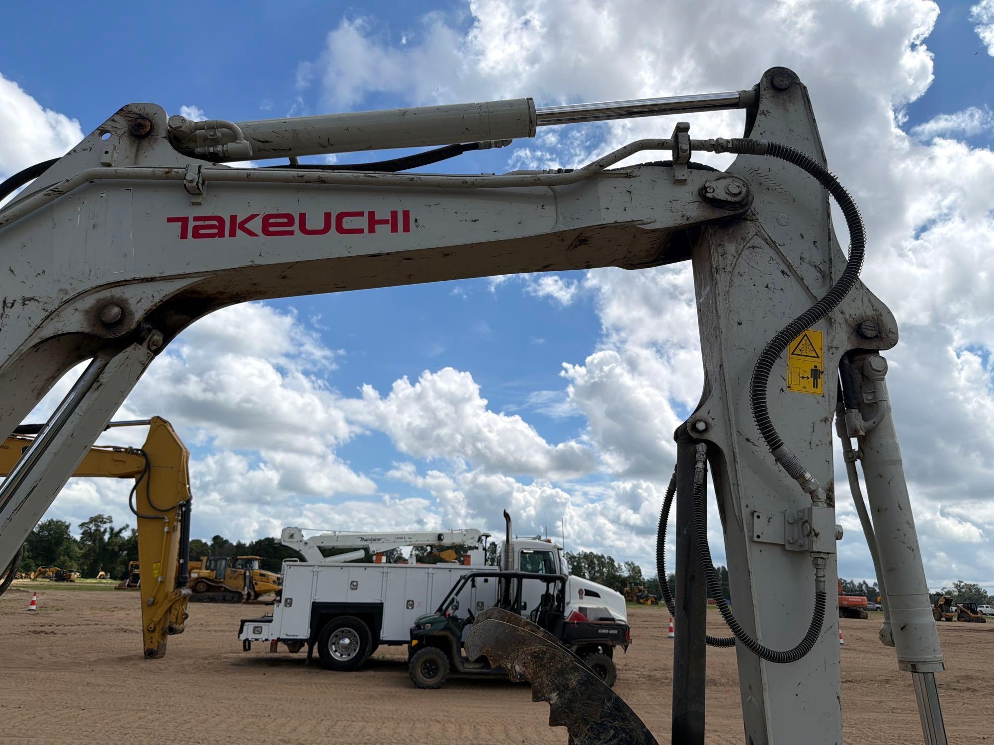 Takeuchi TB250