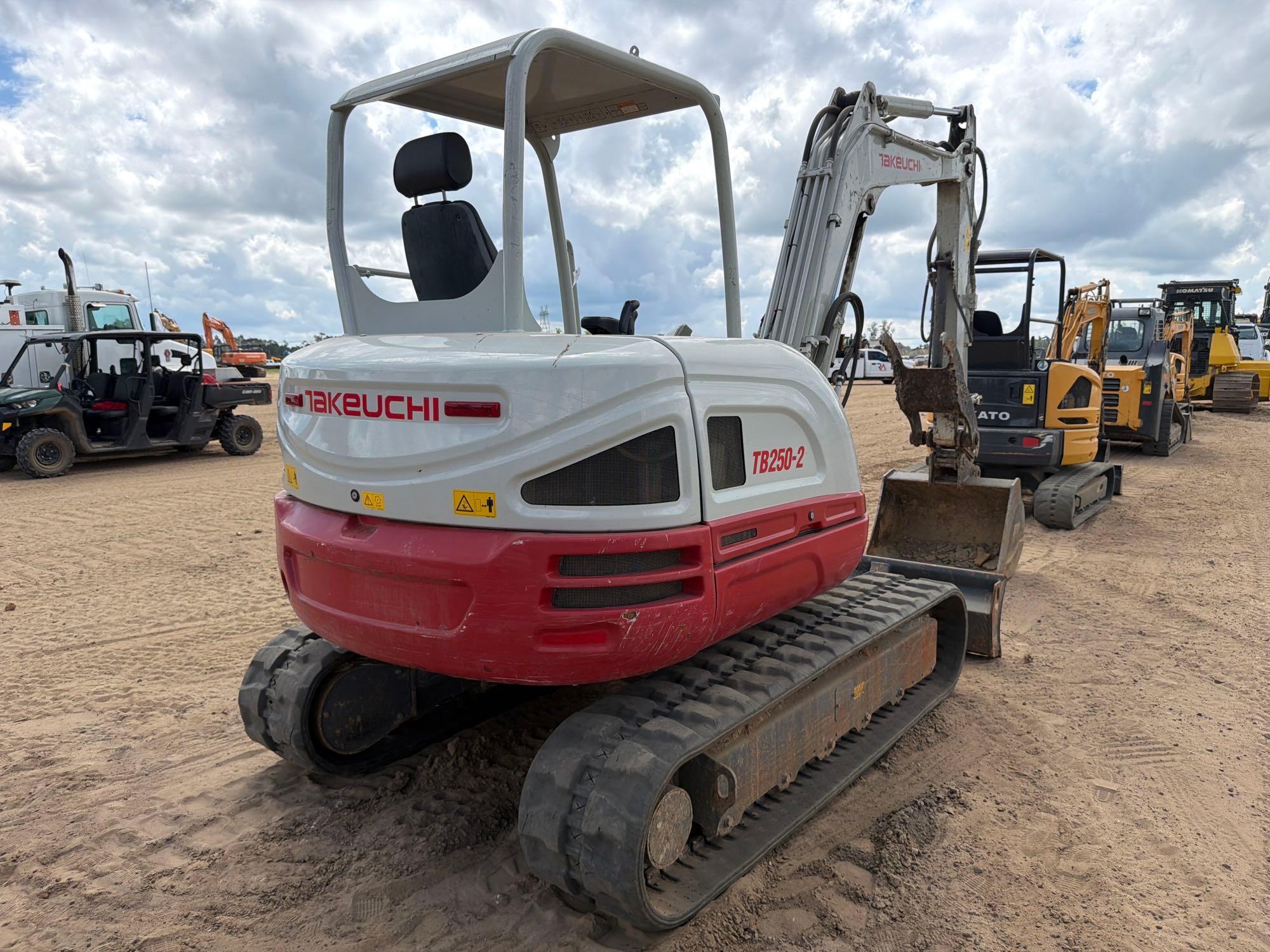 Takeuchi TB250
