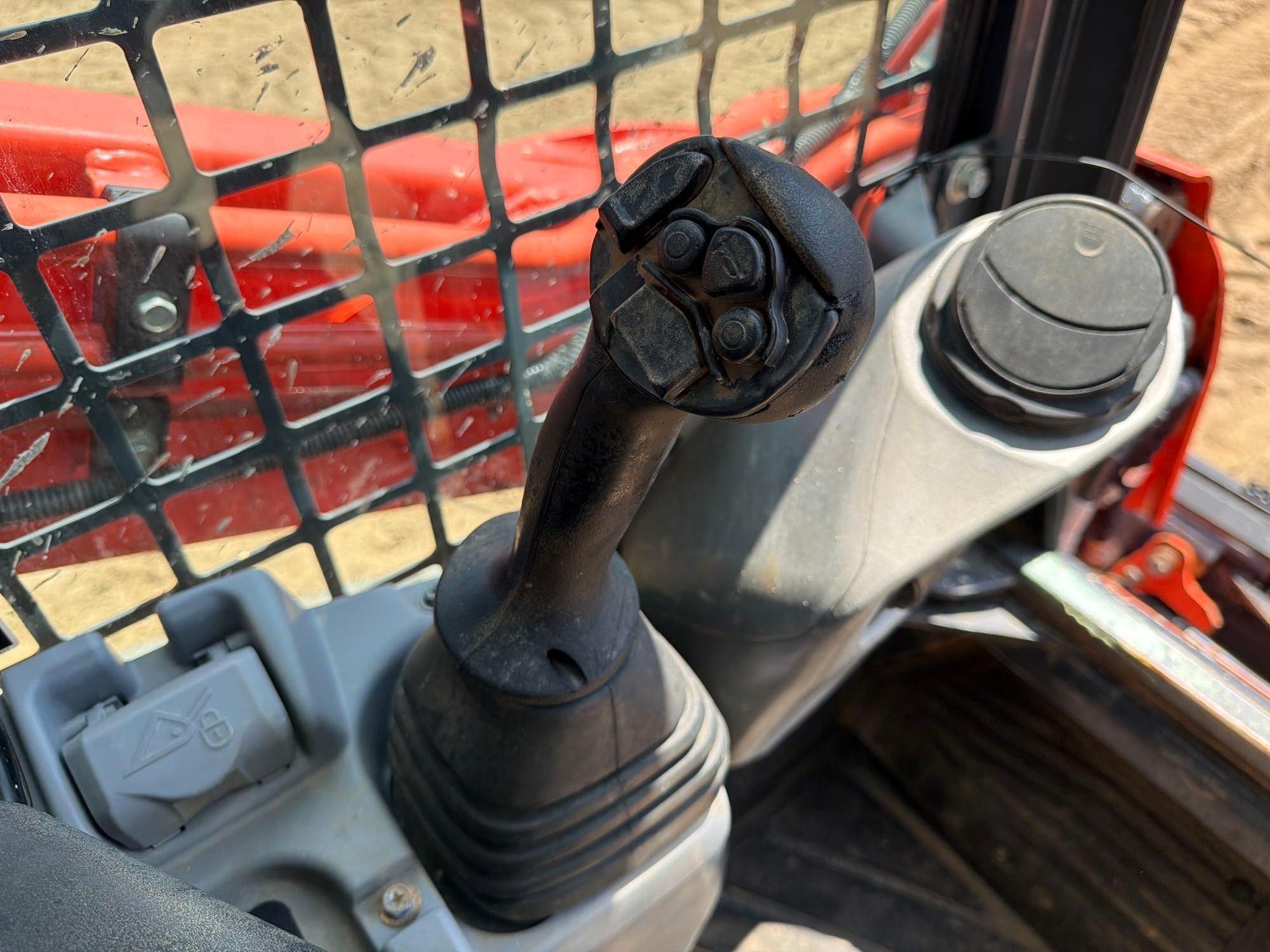 2021 Kubota 752
