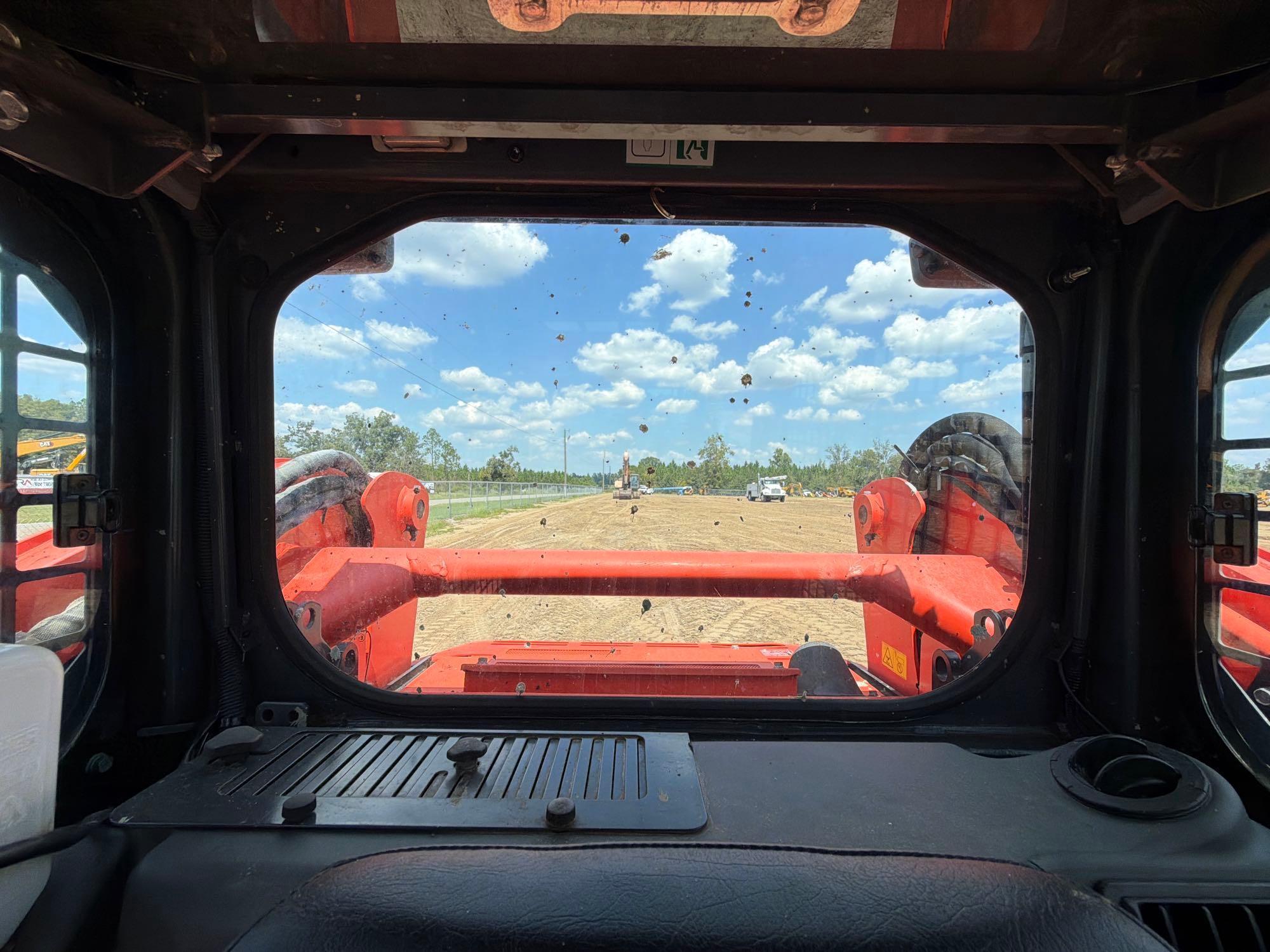 2021 Kubota 752