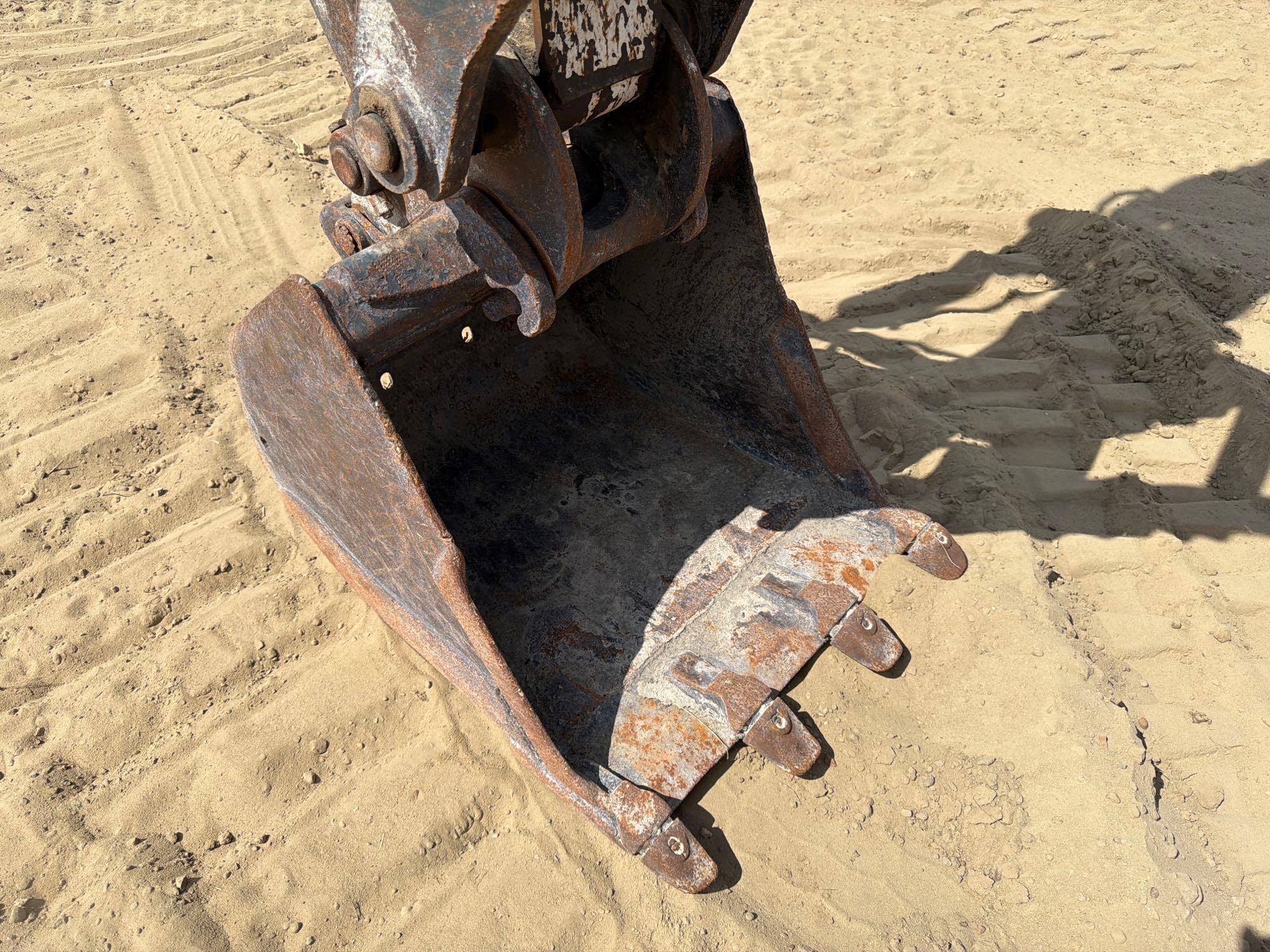 2020 Bobcat E50