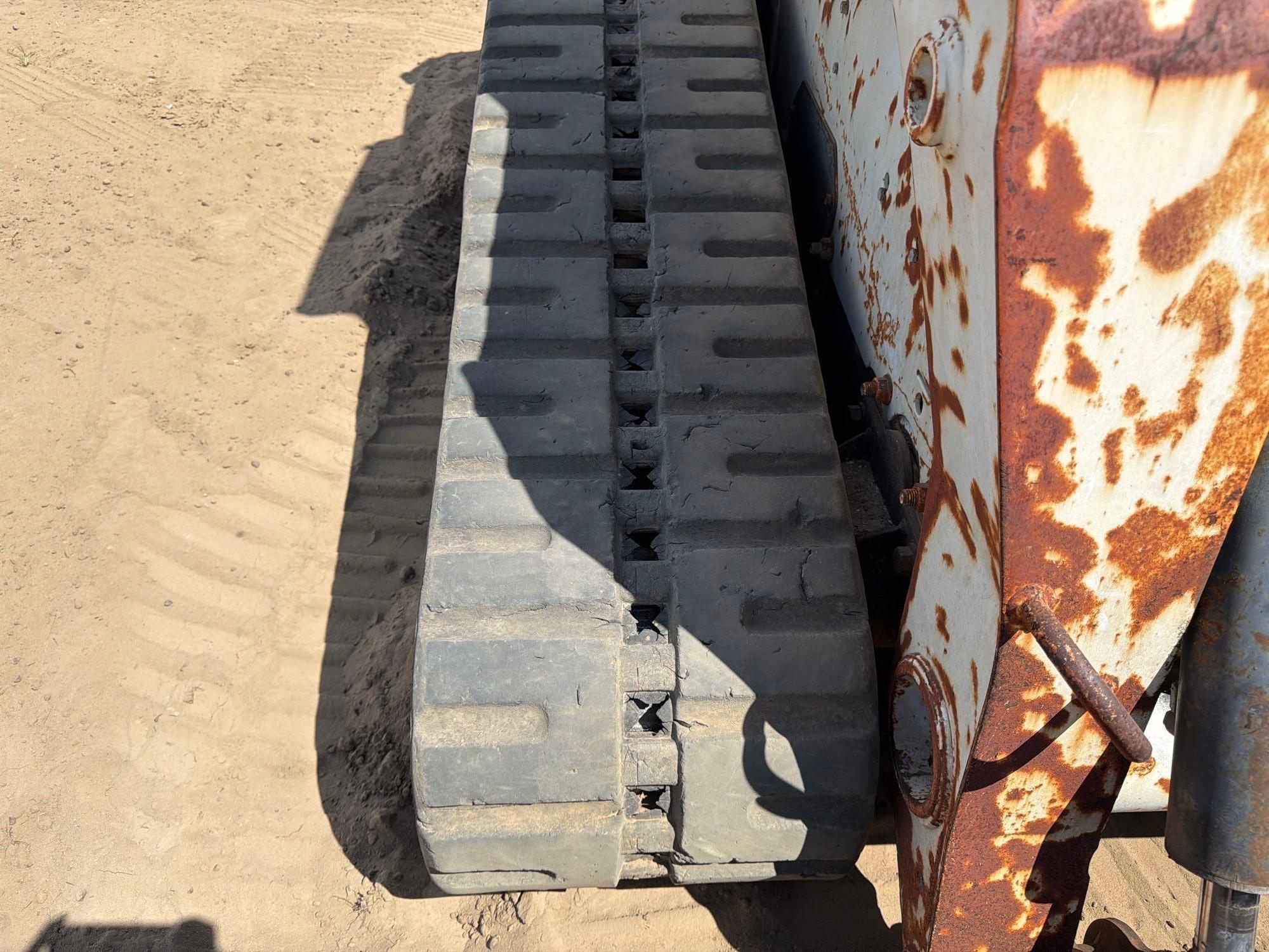 2004 Bobcat T250