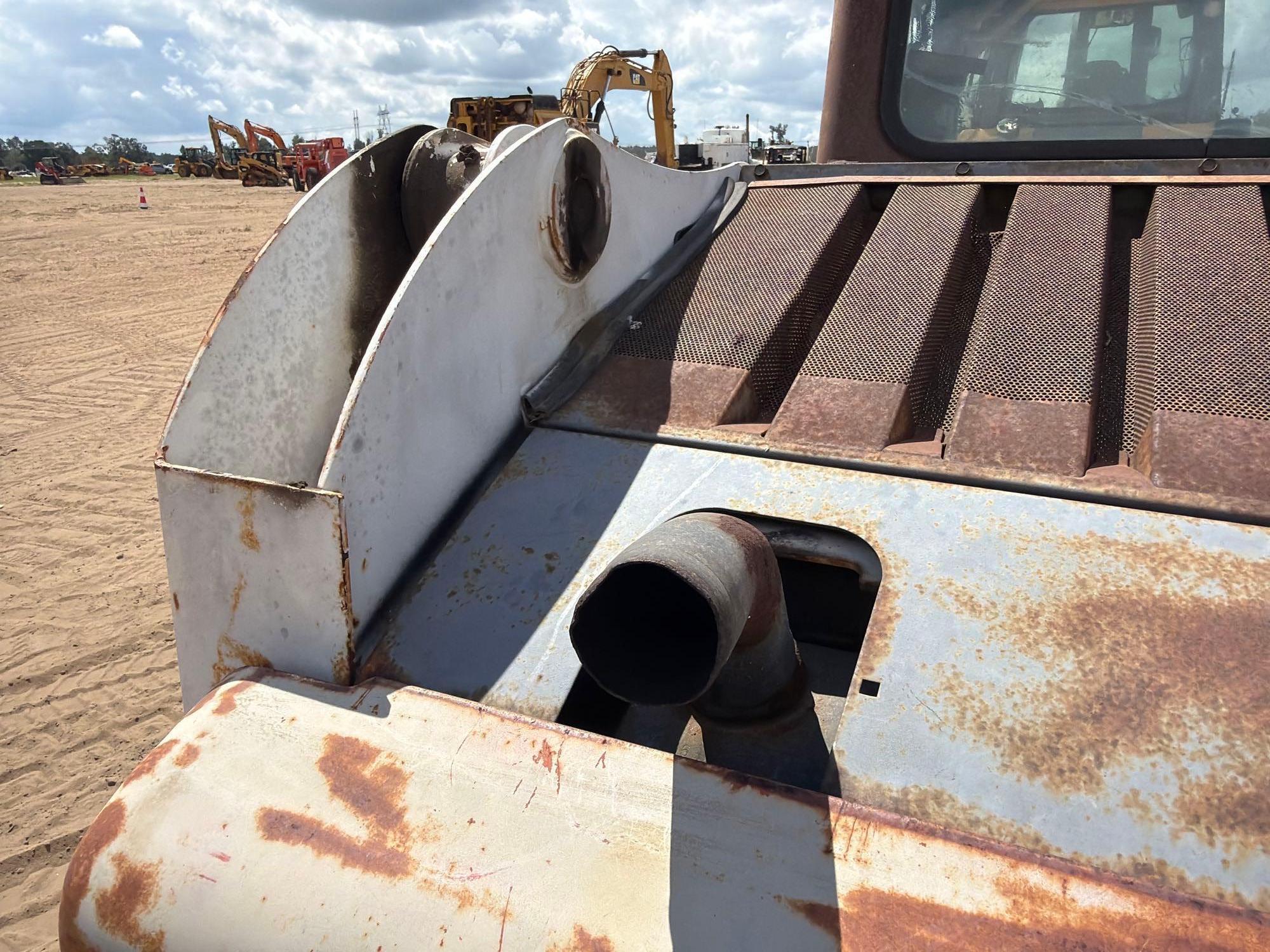 2004 Bobcat T250