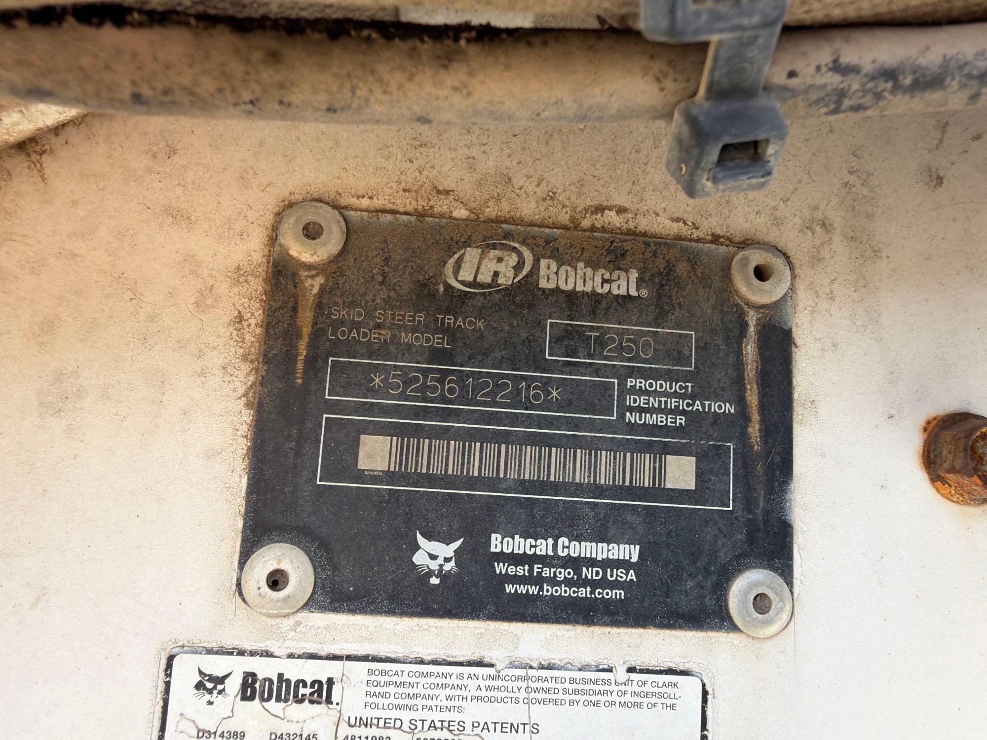 2004 Bobcat T250