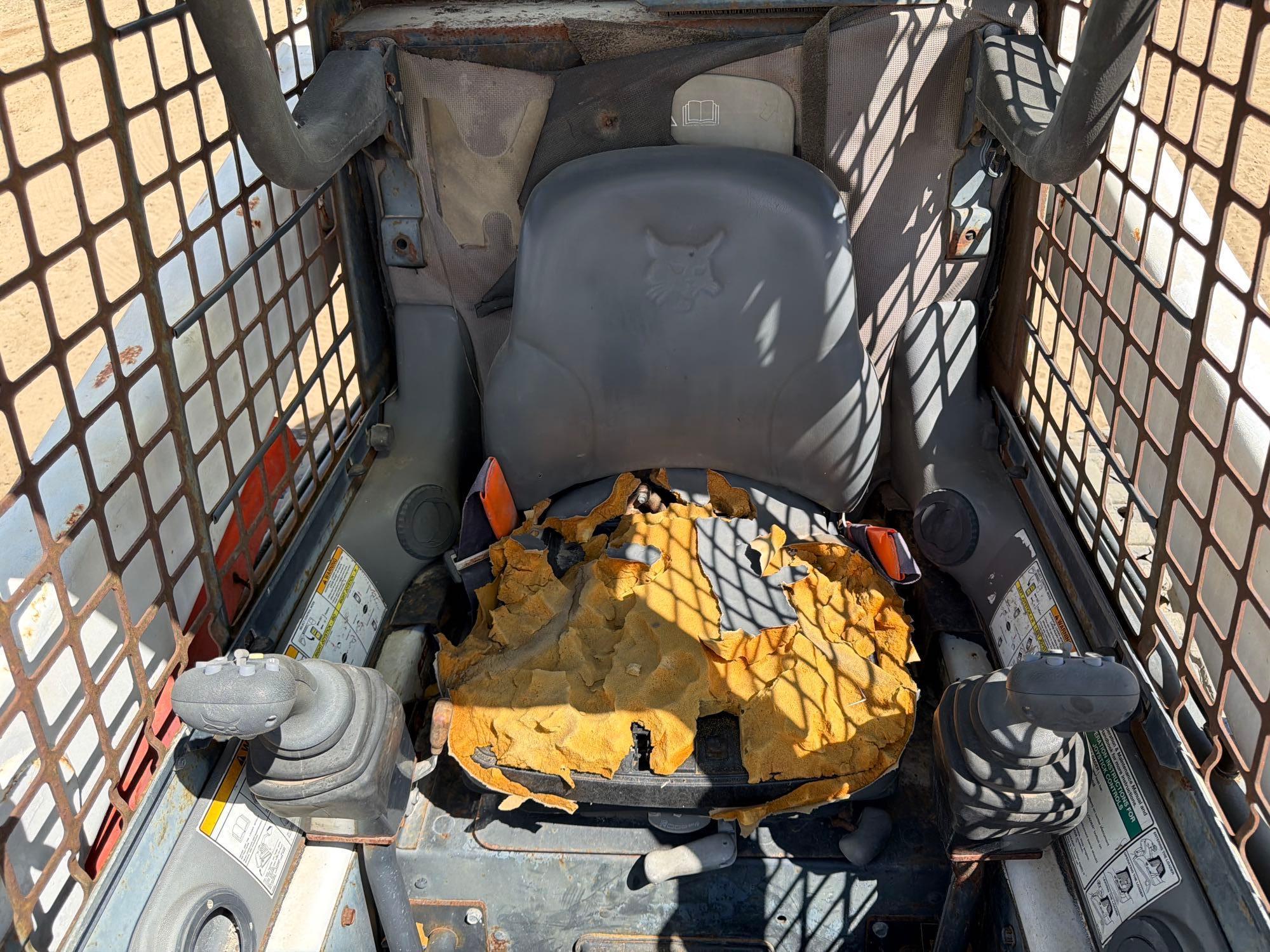 2004 Bobcat T250