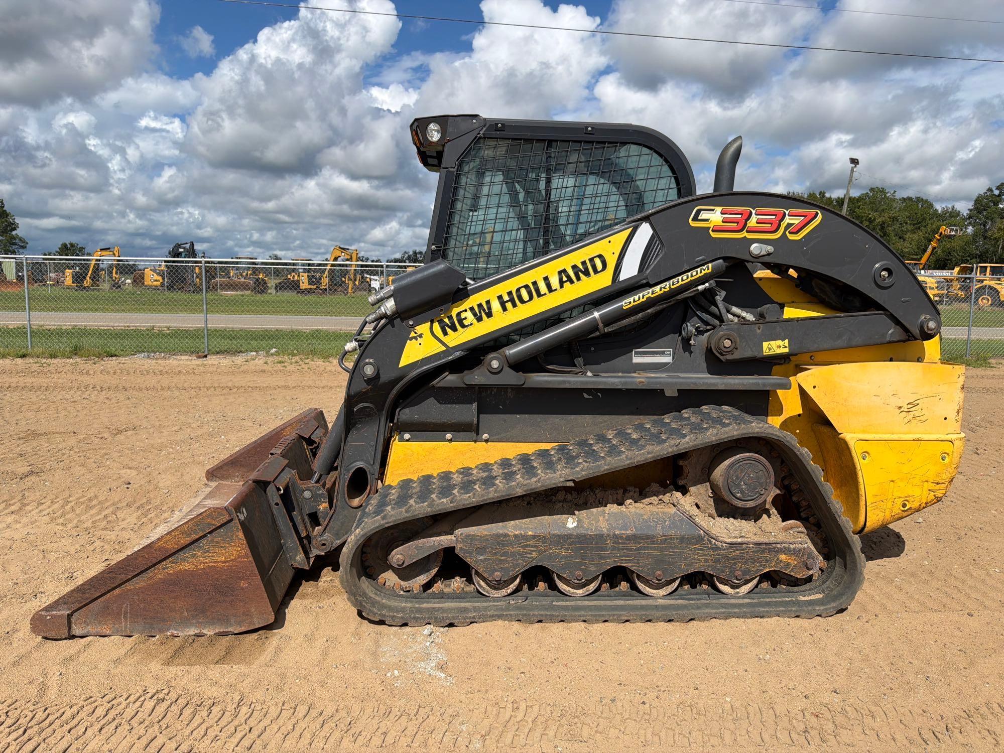 Photo of 2021 New Holland 337