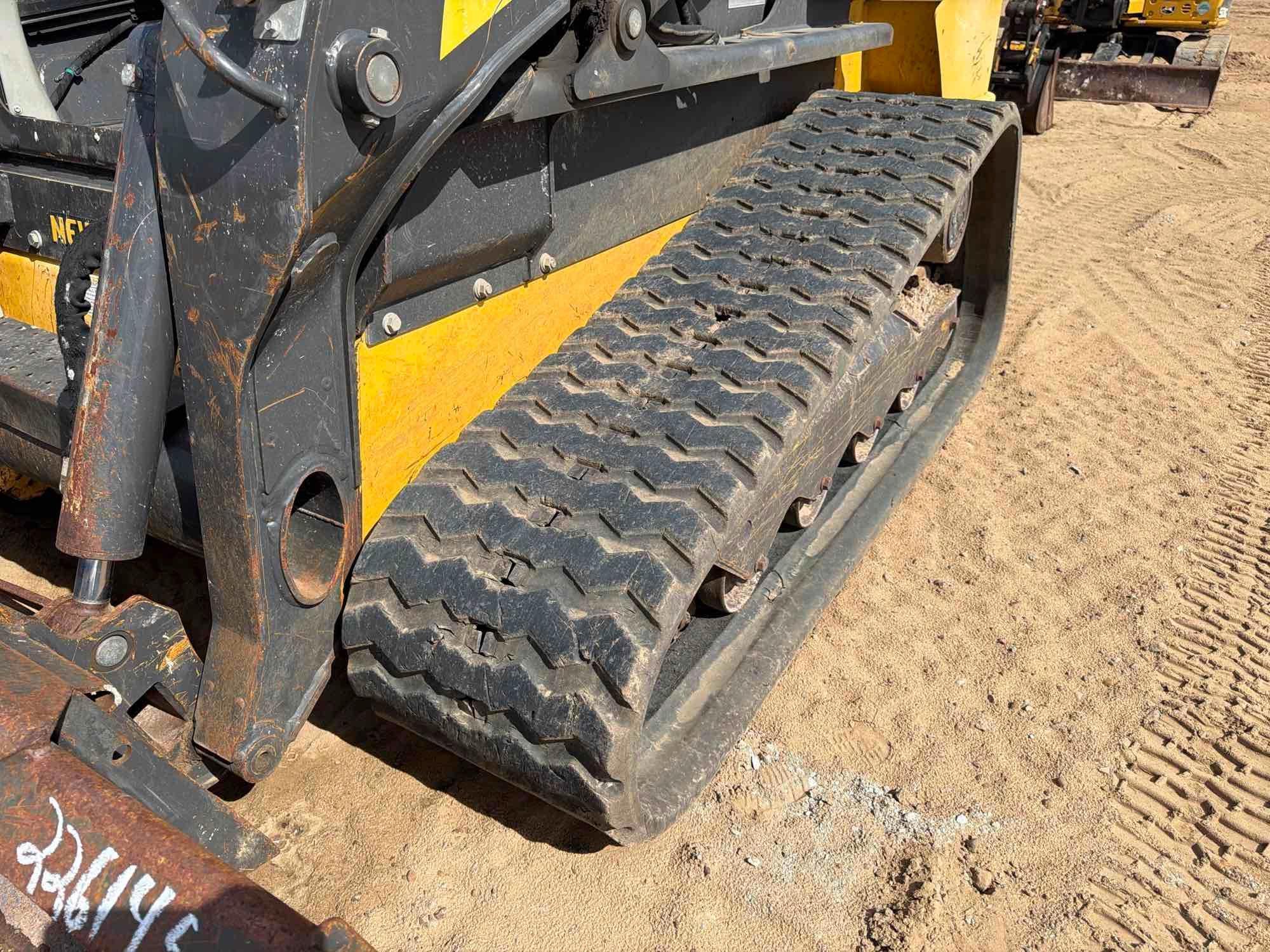 2021 New Holland 337