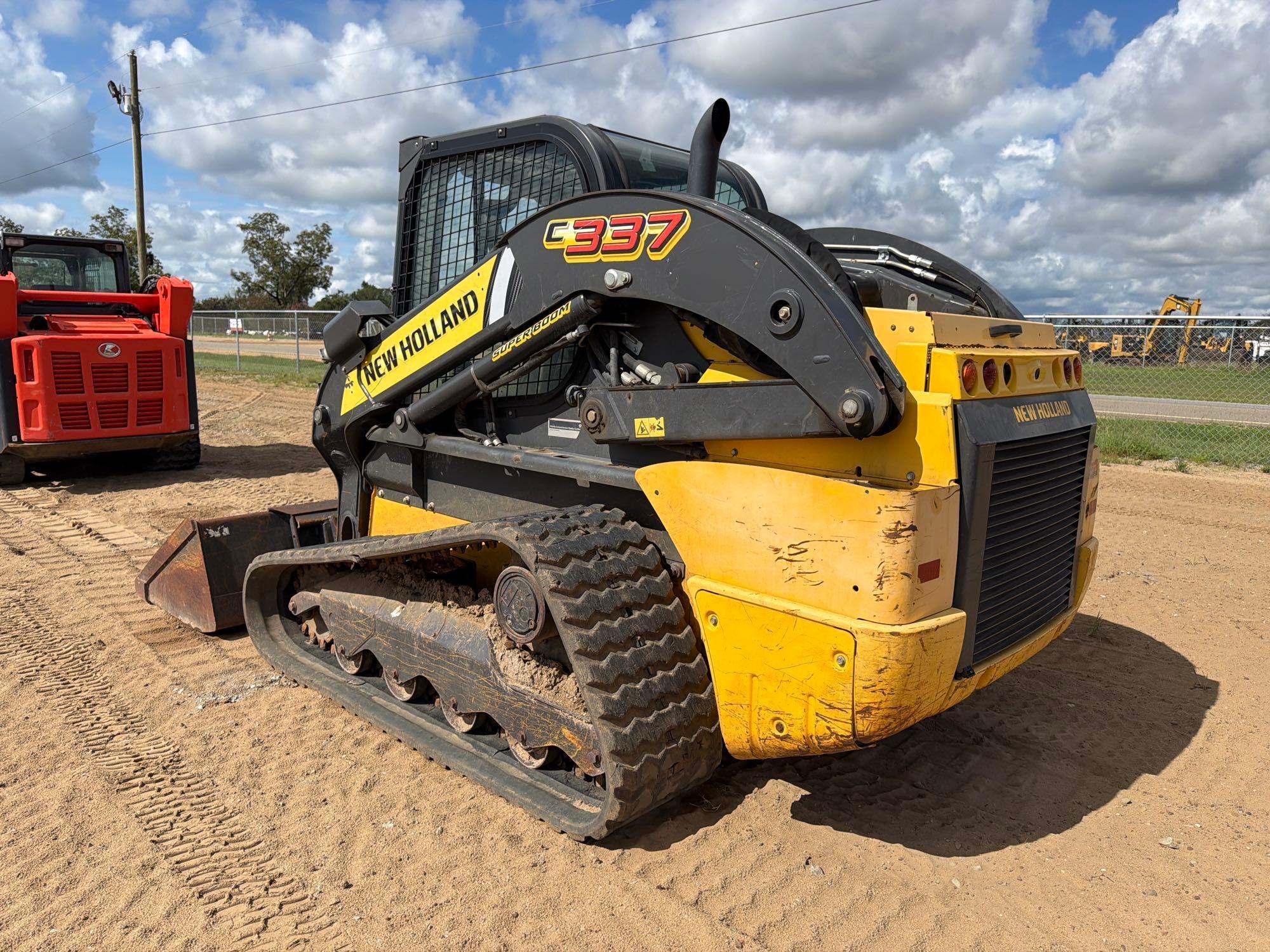 2021 New Holland 337