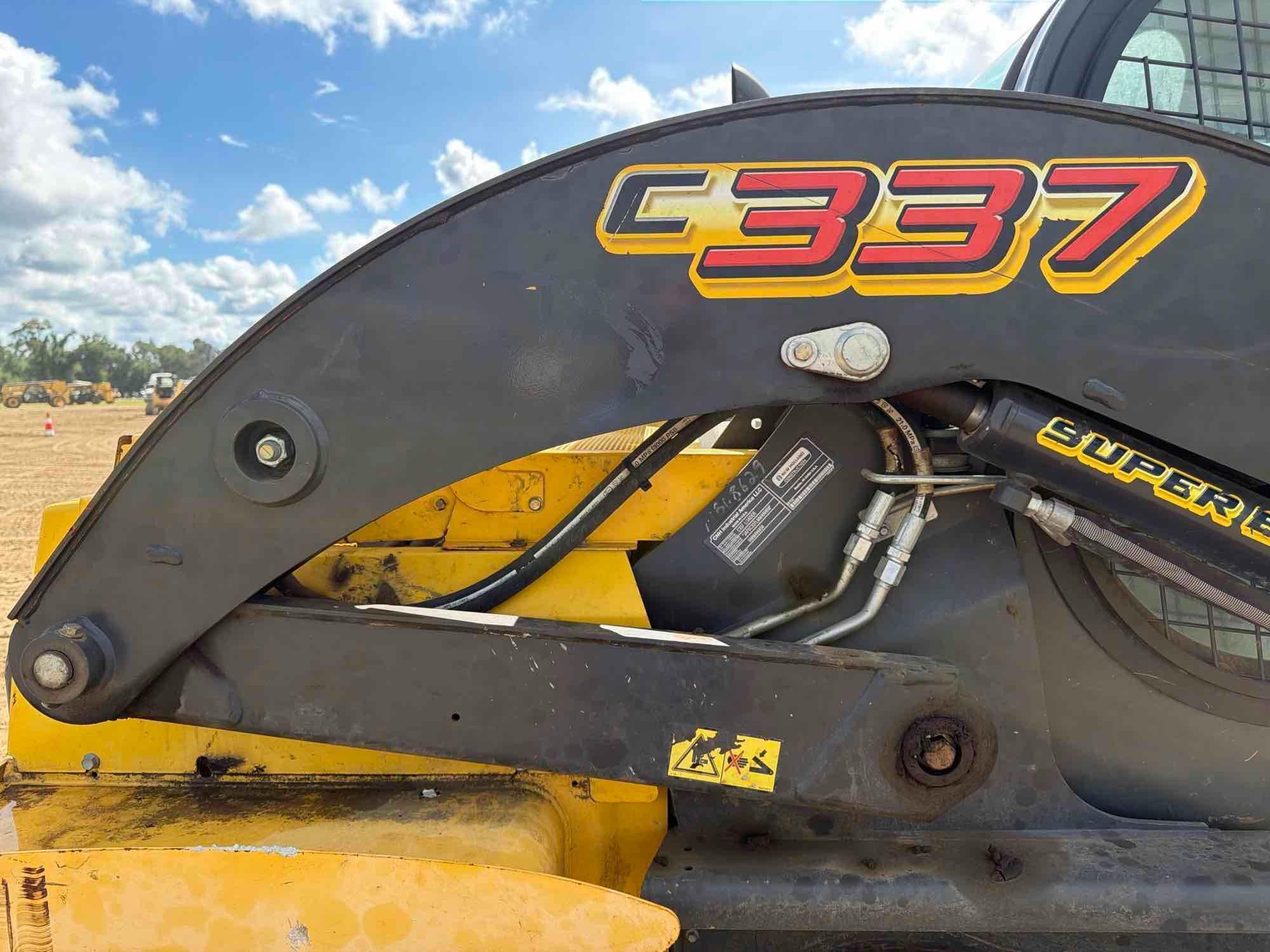 2021 New Holland 337