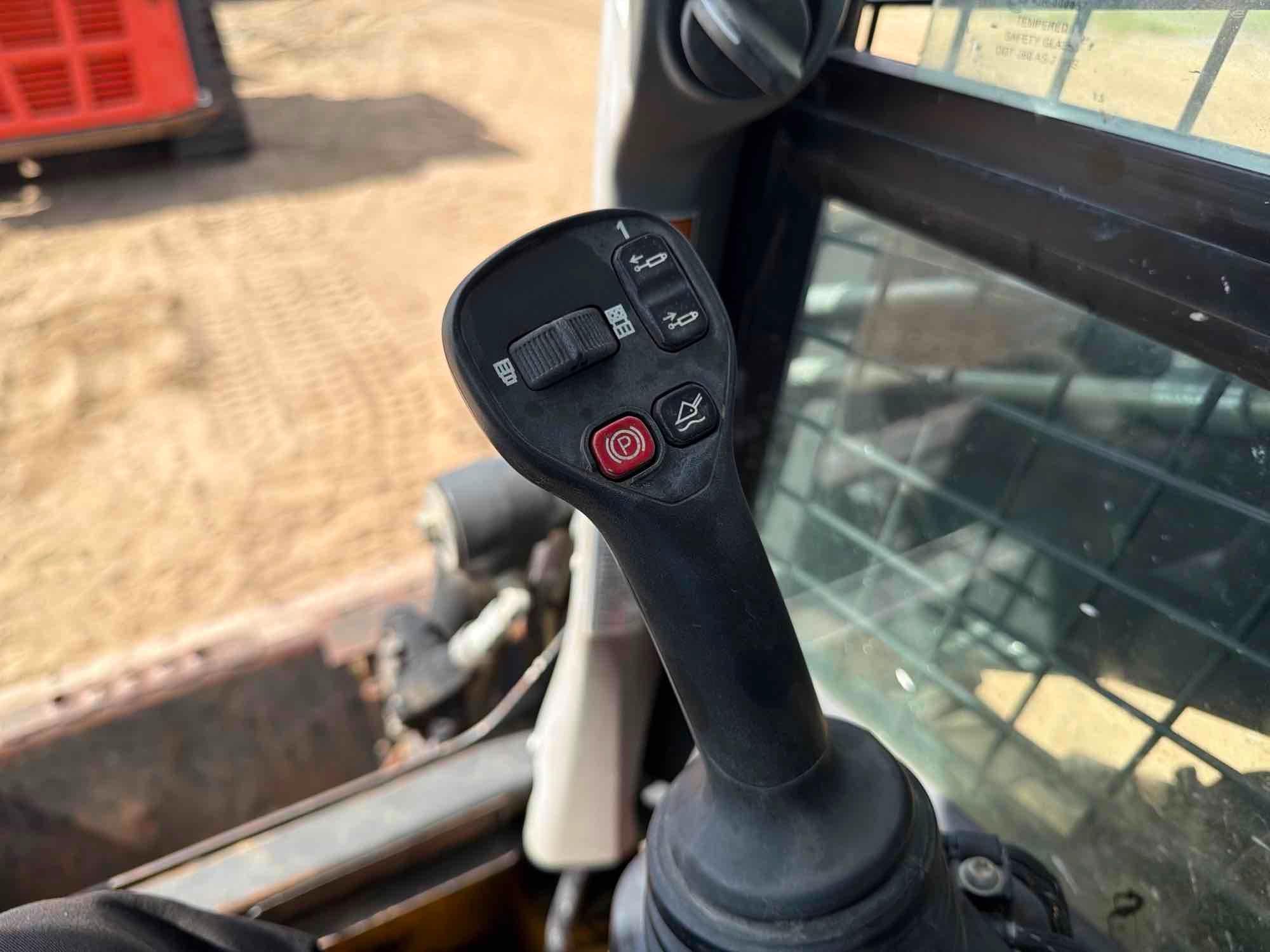 2021 New Holland 337