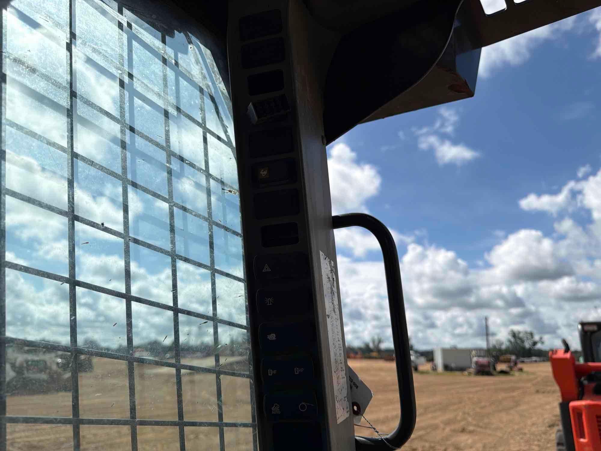 2021 New Holland 337