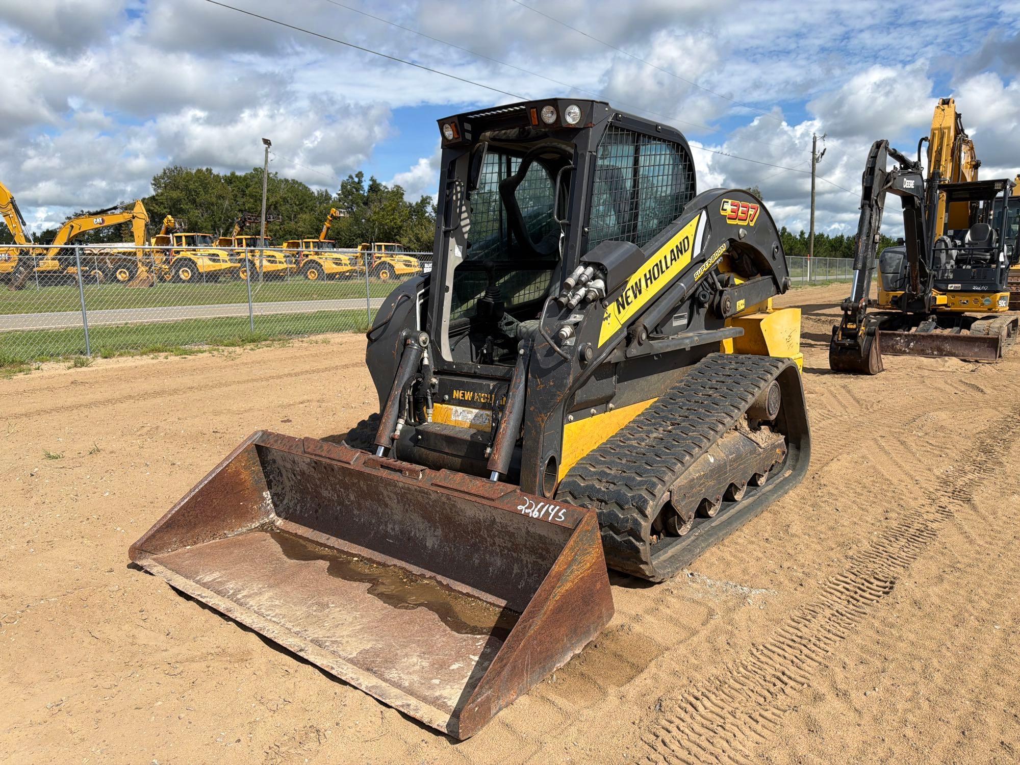 2021 New Holland 337