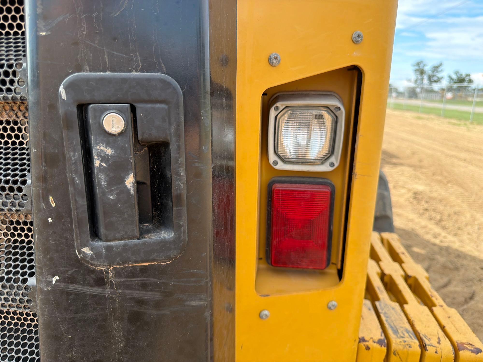 2018 Caterpillar 229D