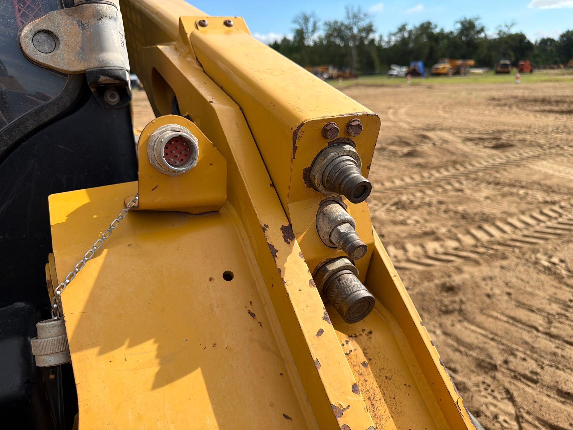 2018 Caterpillar 229D