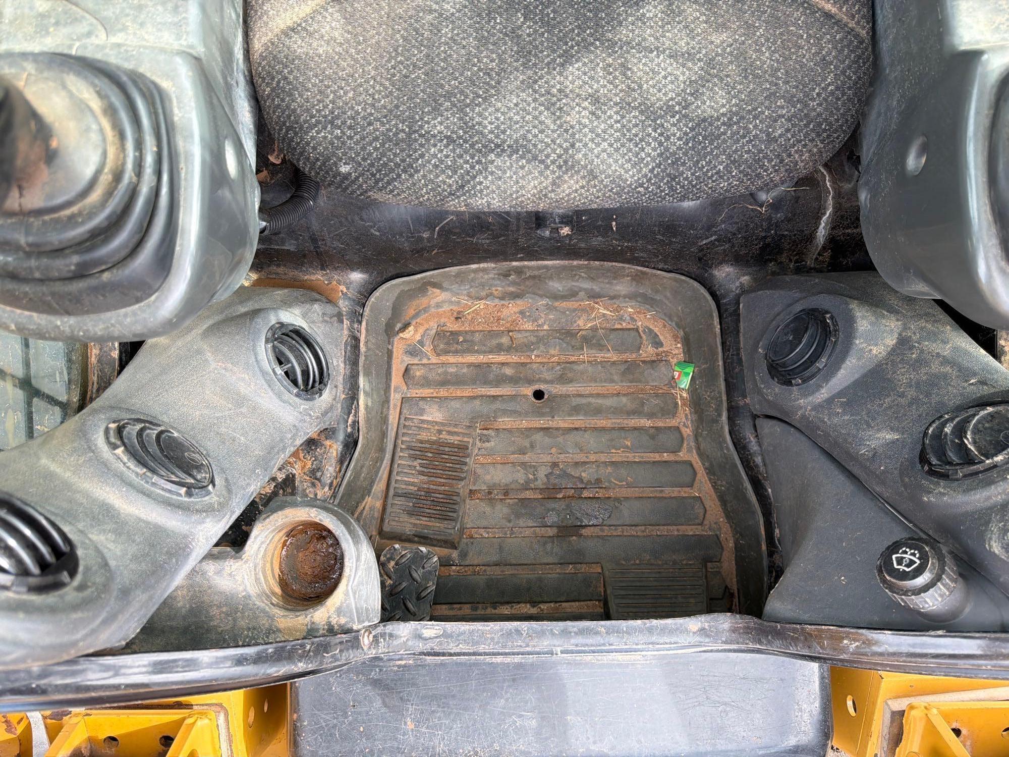2018 Caterpillar 229D