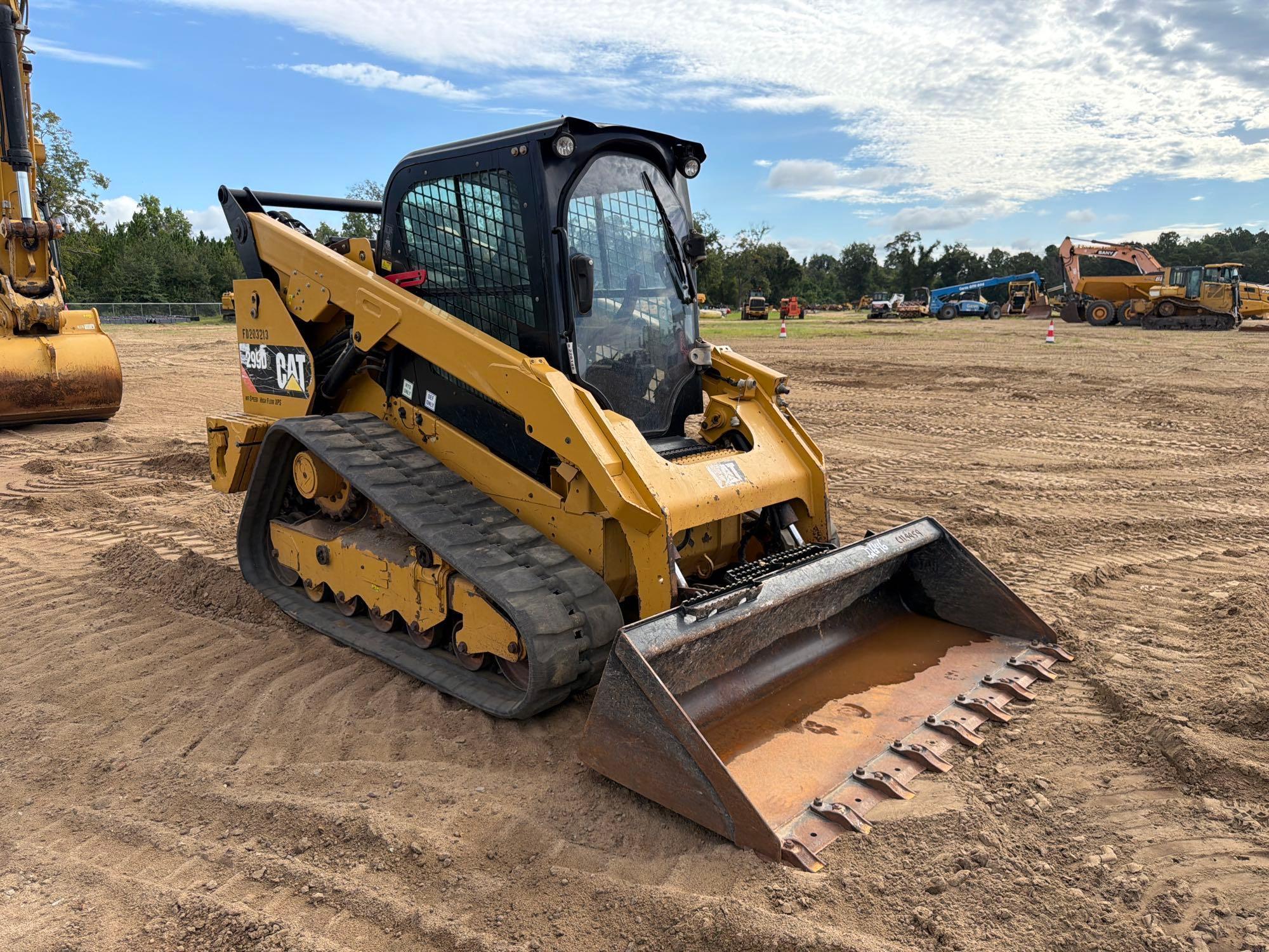2018 Caterpillar 229D