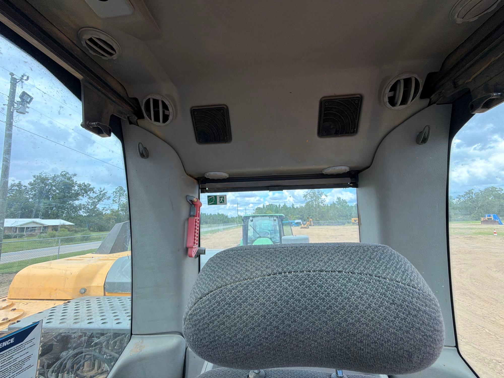 2013 Volvo EC140DL