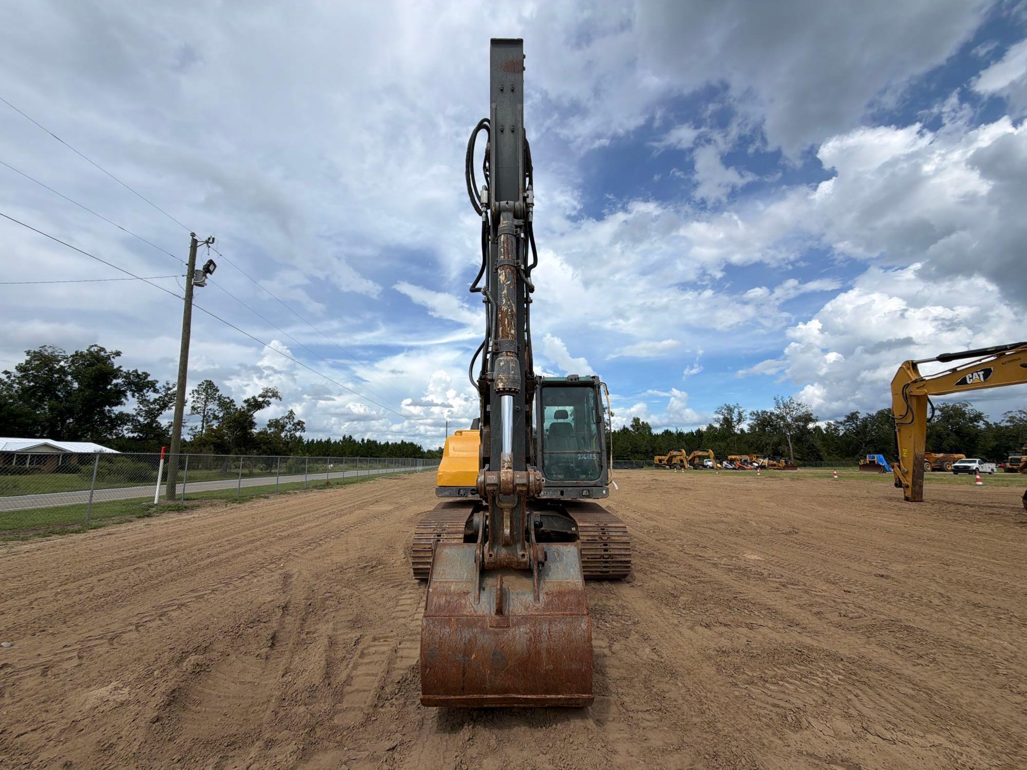 2013 Volvo EC140DL