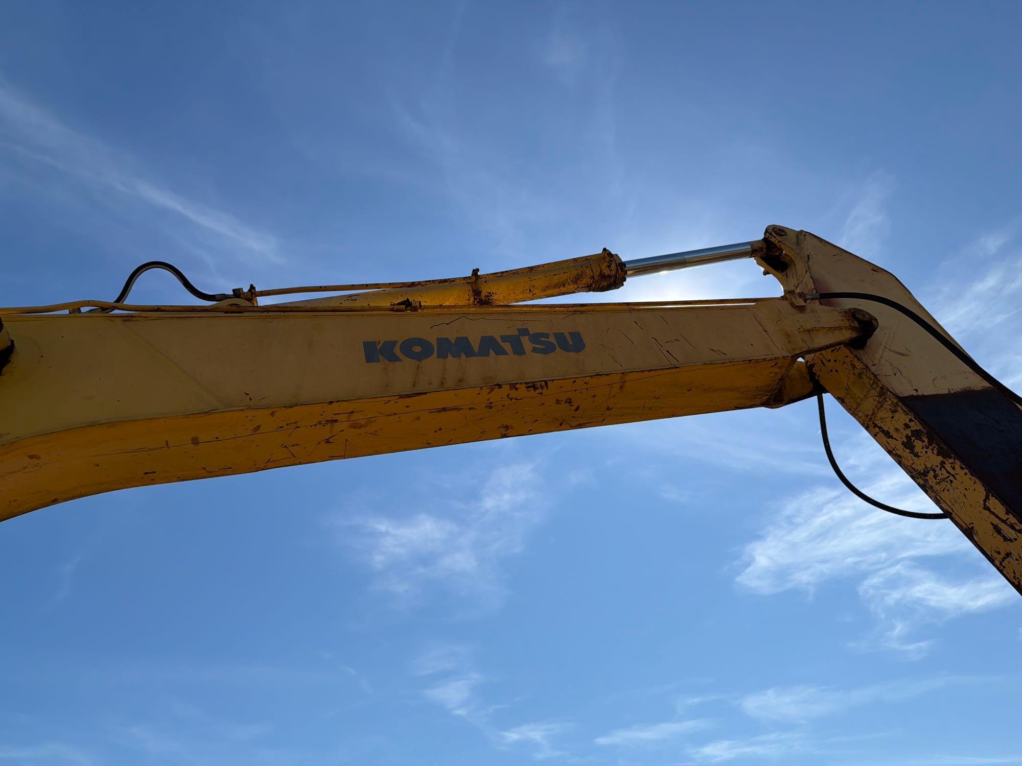 Komatsu PC220LC-6