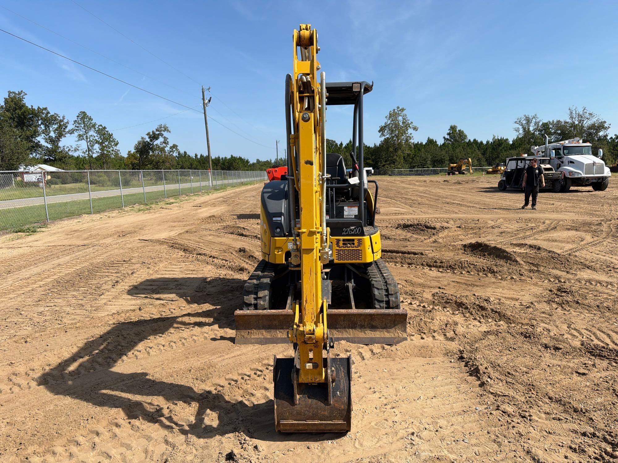Kobelco SK25SR